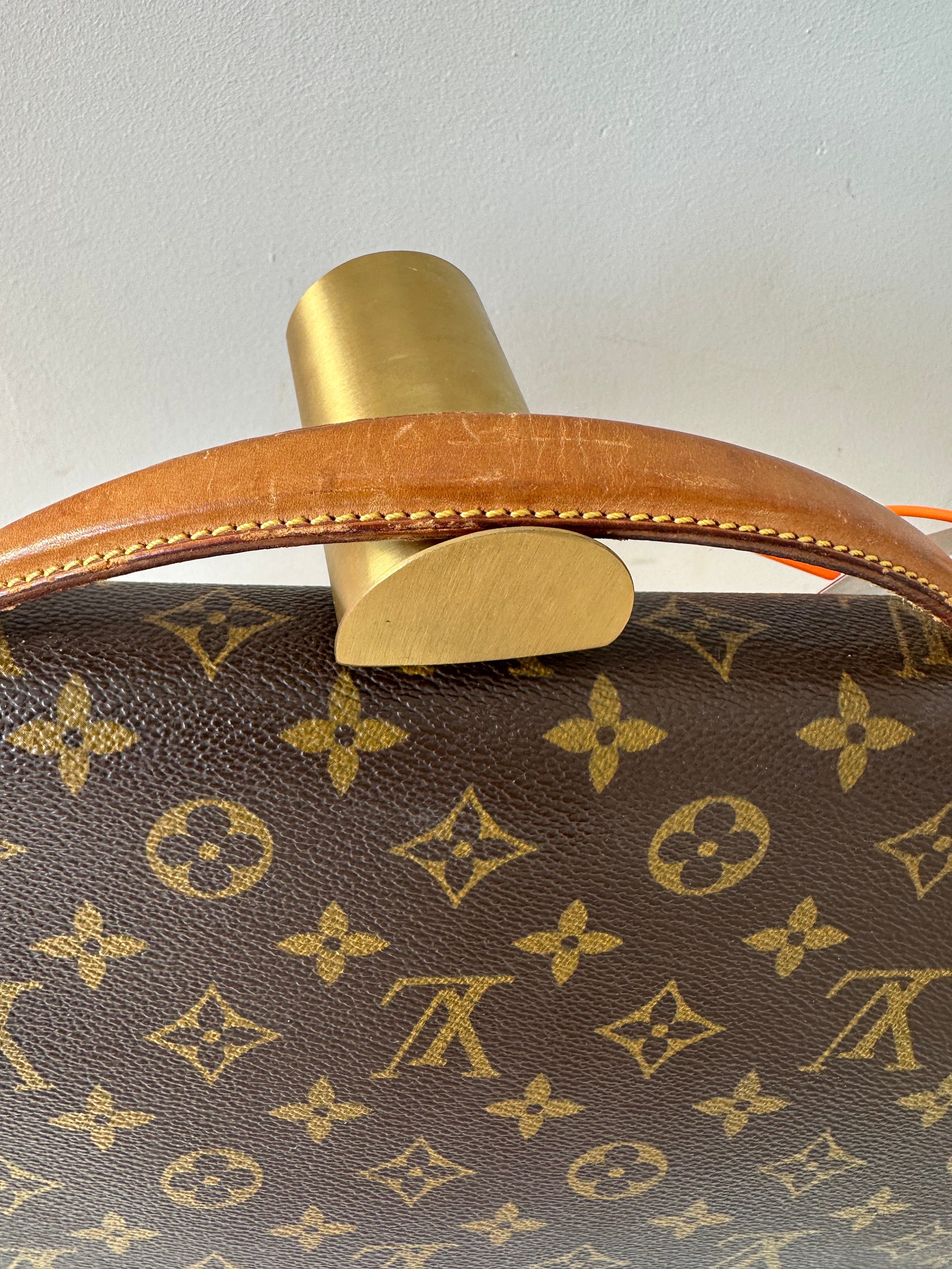 Louis Vuitton Beverly Business