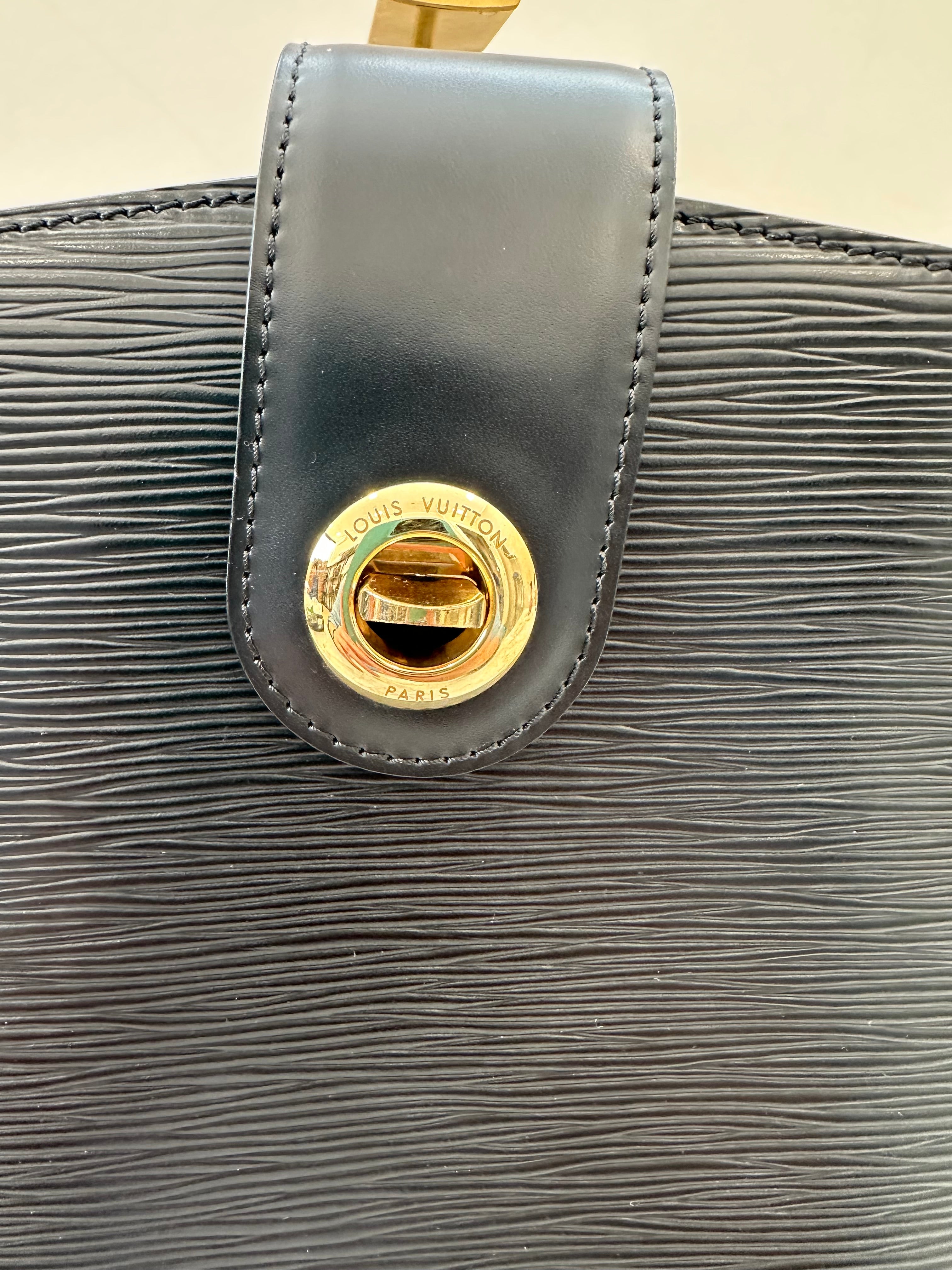 Louis Vuitton Black Epi Cluny