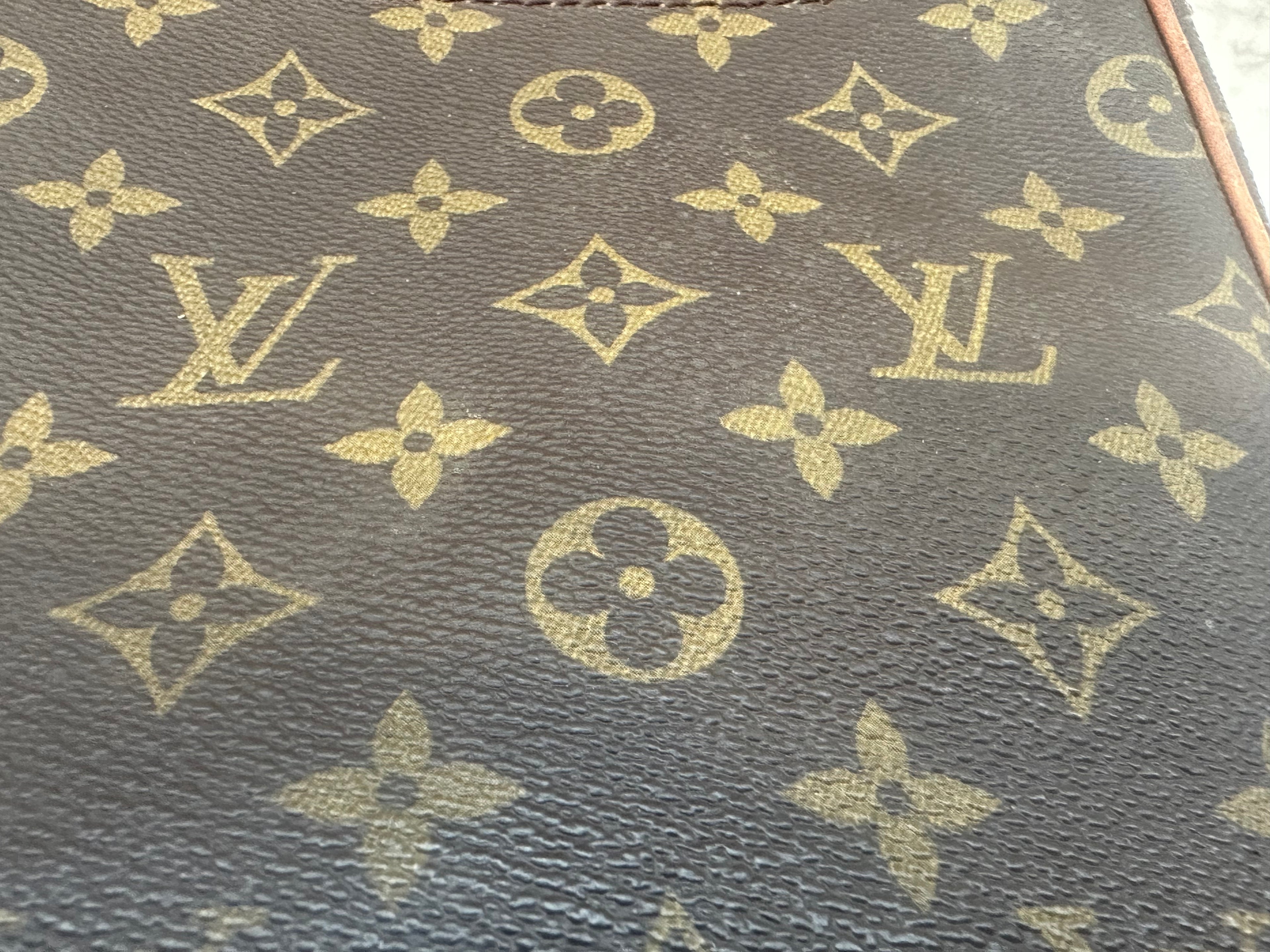 Louis Vuitton Cartouchiere GM