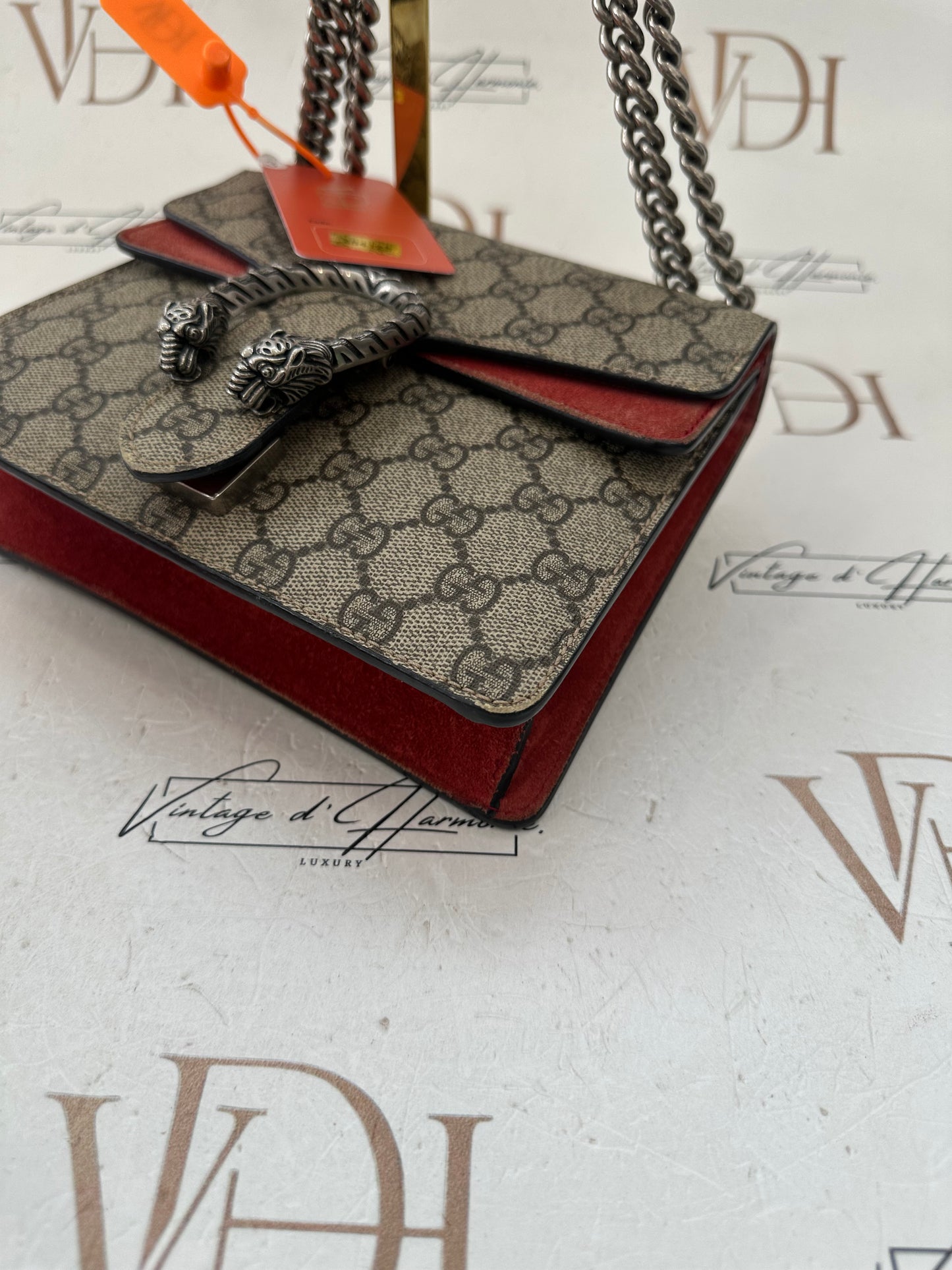 384128 - Gucci Dionysus