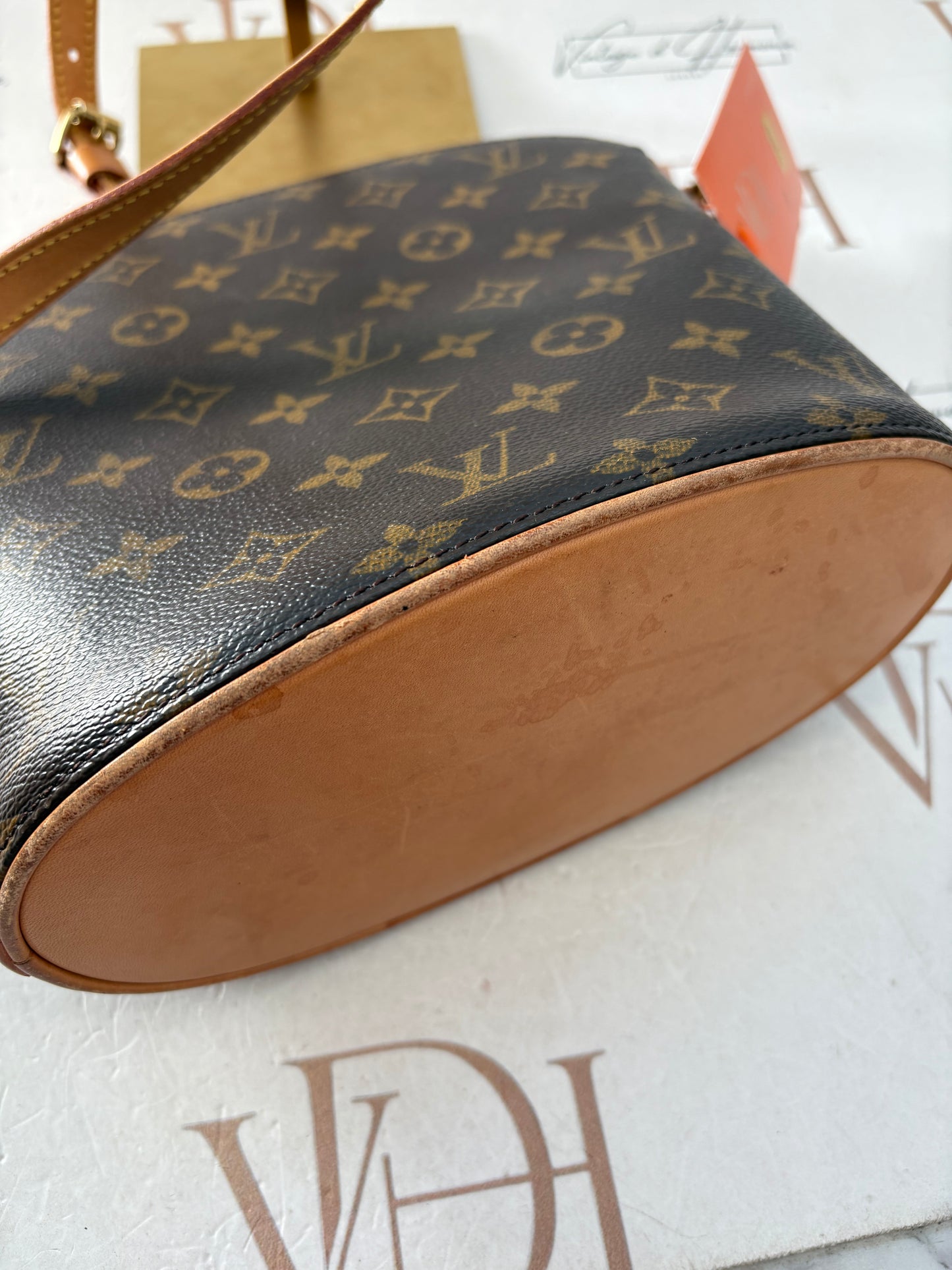 019006 - Louis Vuitton Drouot