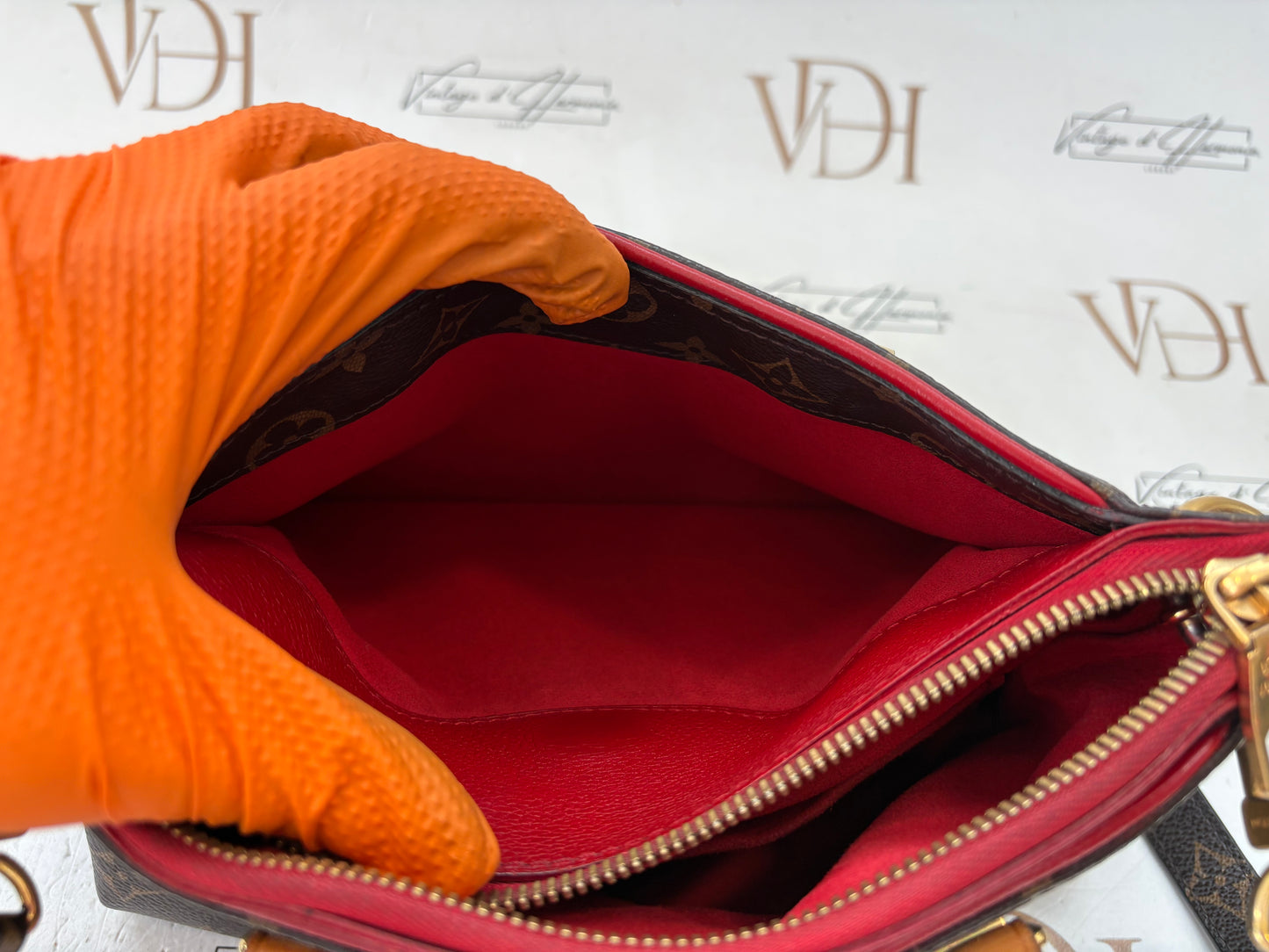 201545 - Louis Vuitton Pallas BB