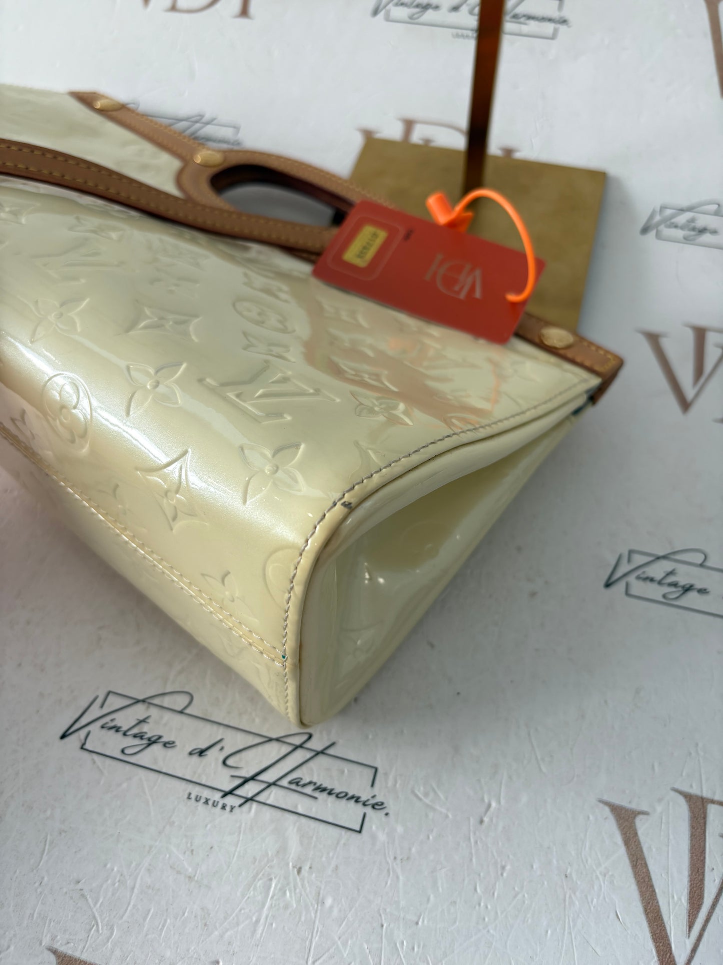 017333 - Louis Vuitton Vernis Roxbury Drive