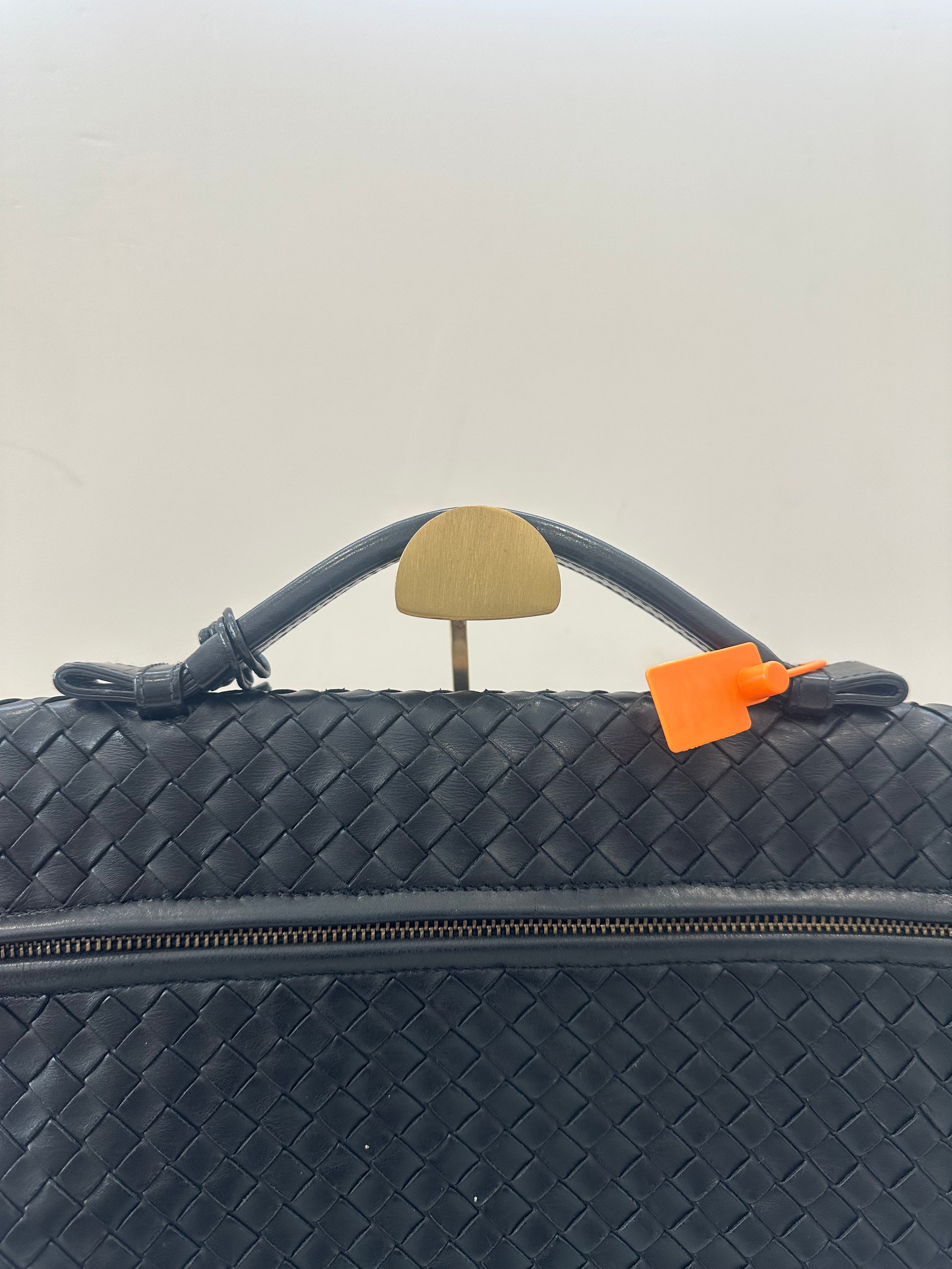 Bottega Veneta Black intrecciato