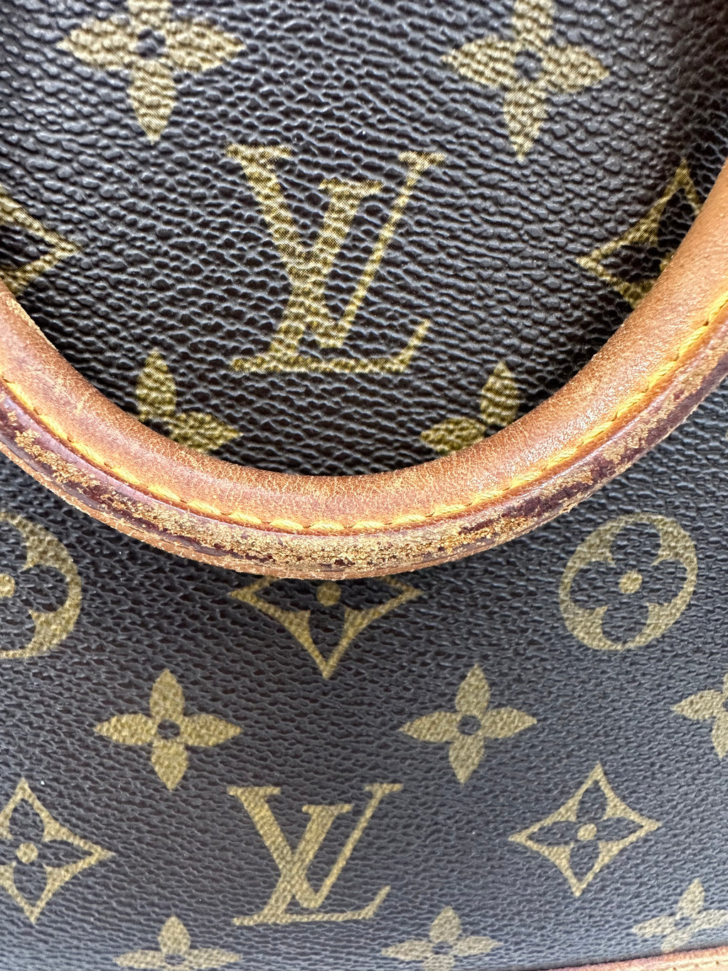 Louis Vuitton Alma