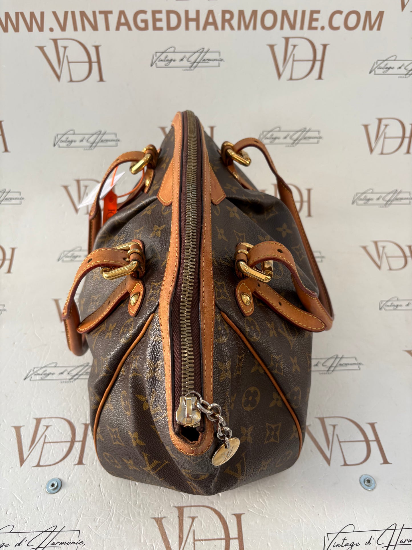 201661 - Louis Vuitton Tivoli