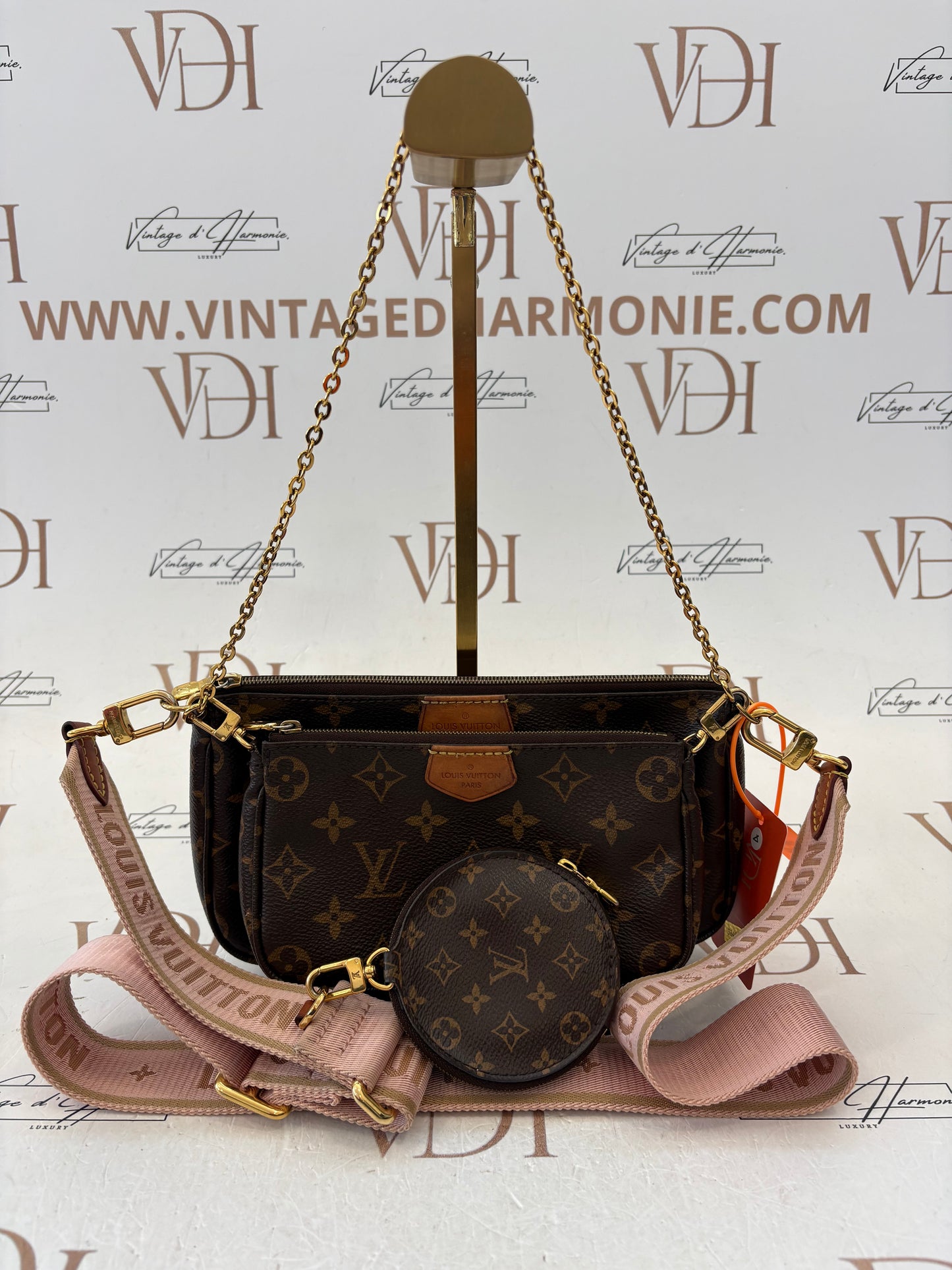 384068 - Louis Vuitton Multipochette