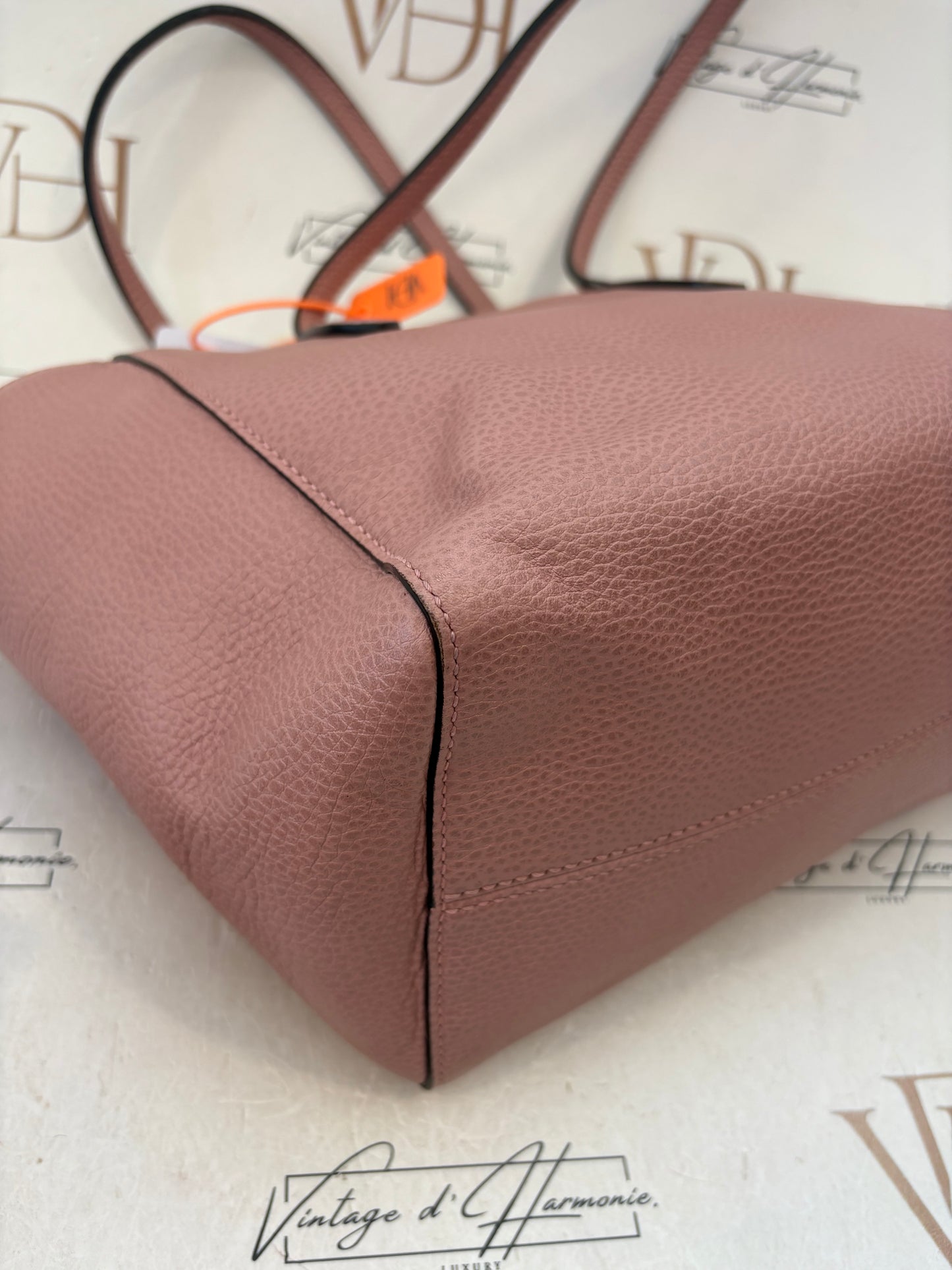 383907 - Gucci Swing