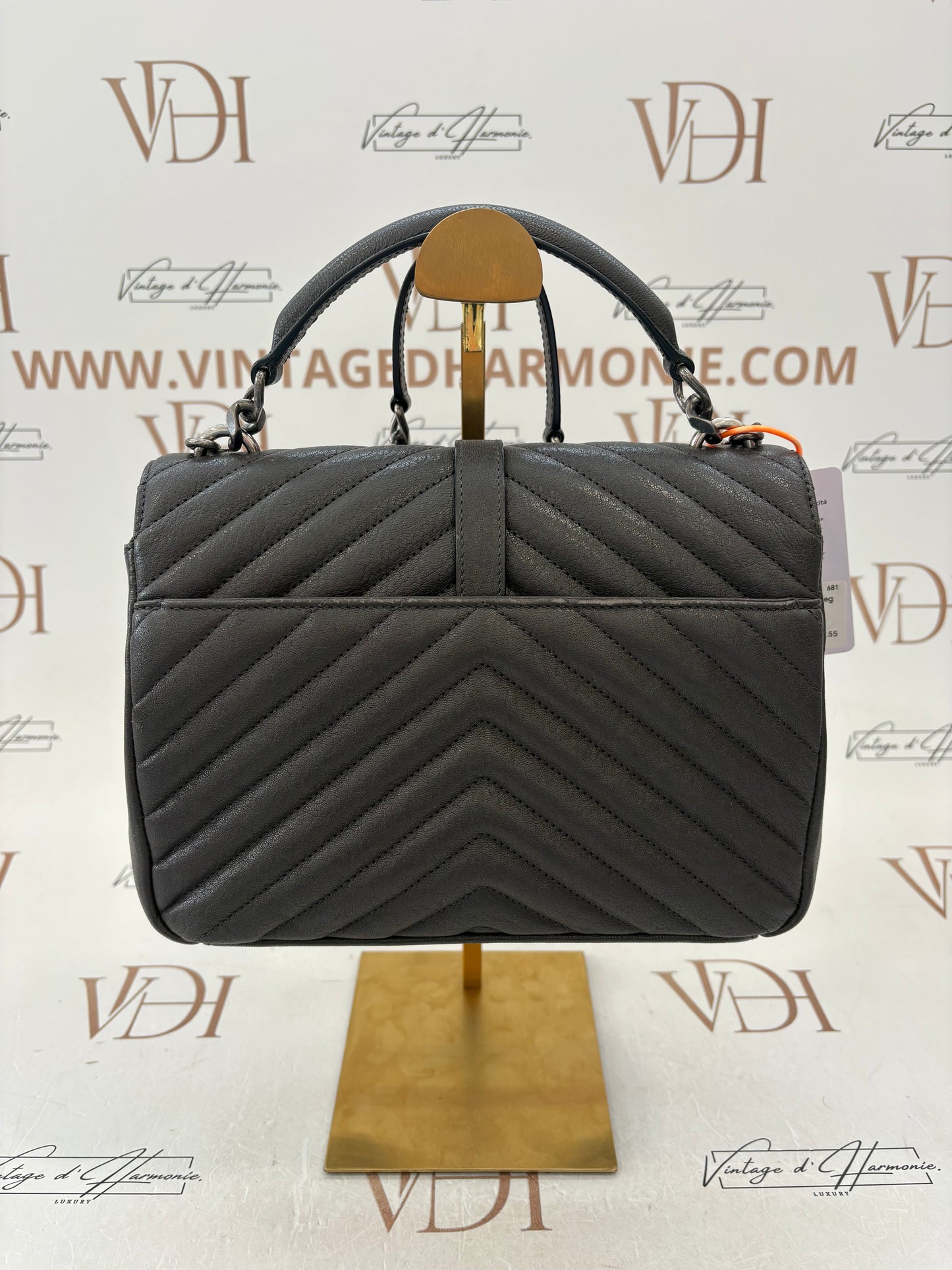 383407 - Saint Laurent College