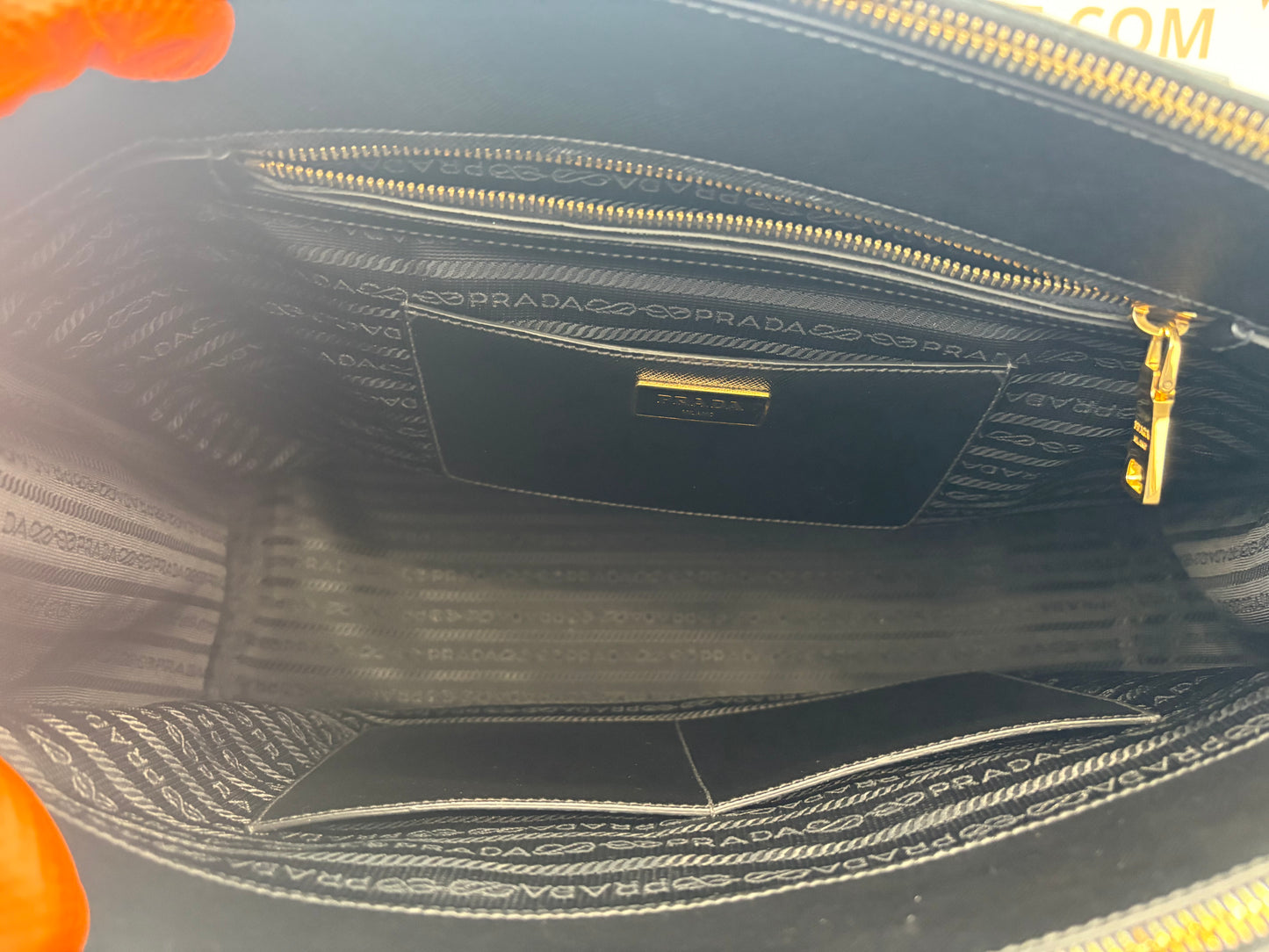 383817 - Prada Galleria GM Black