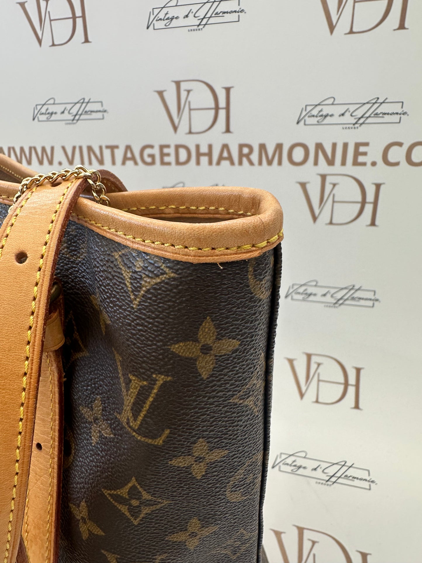017785 - Louis Vuitton Bucket GM