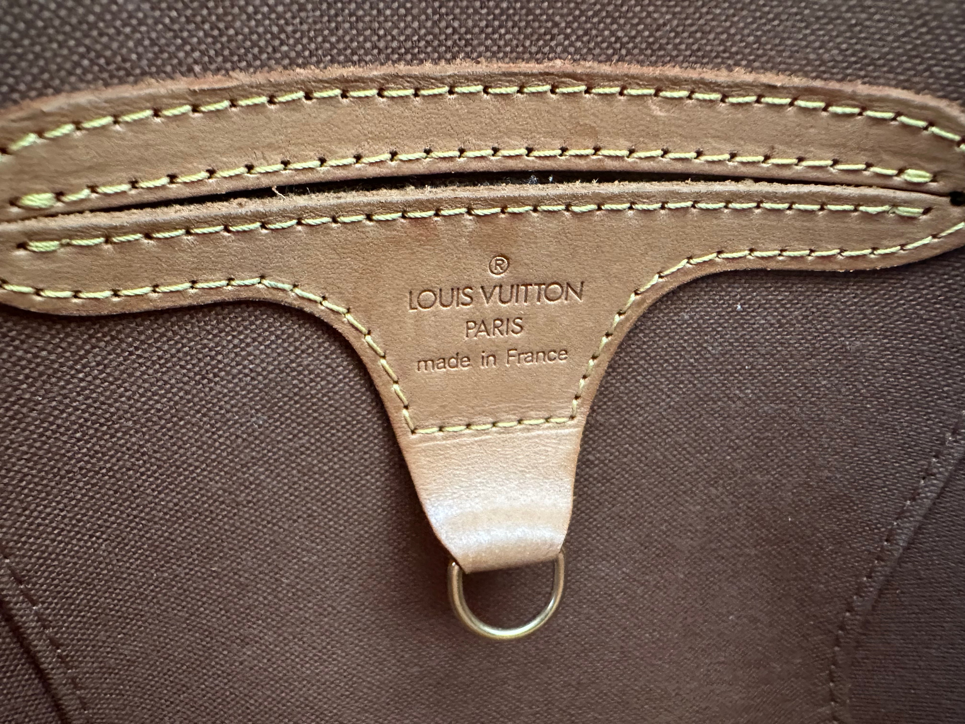 Louis Vuitton Ellipse PM