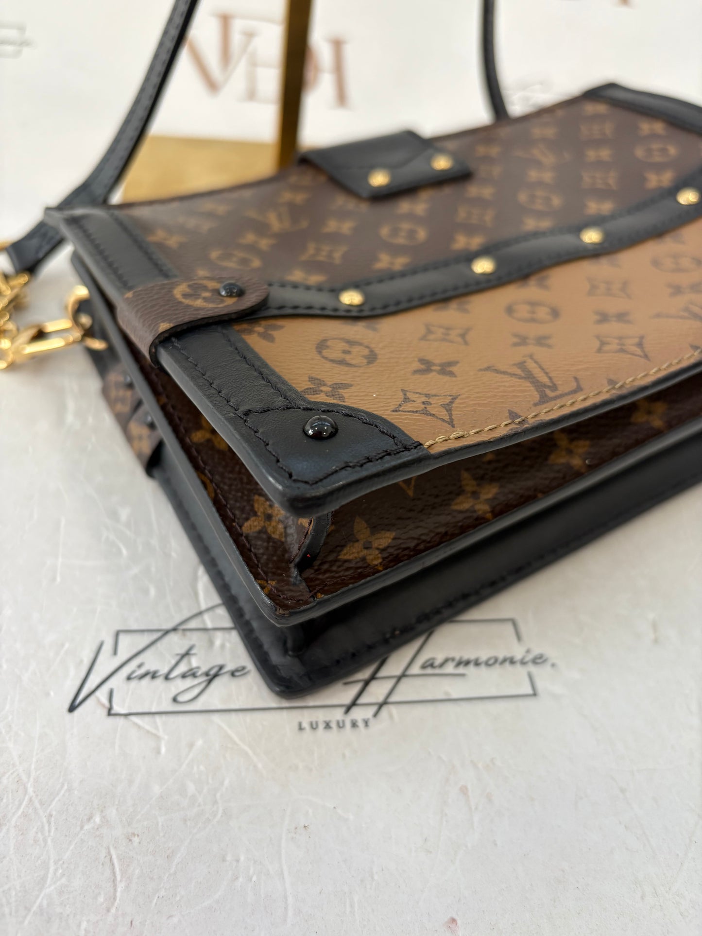 383336 - Louis Vuitton Clutch