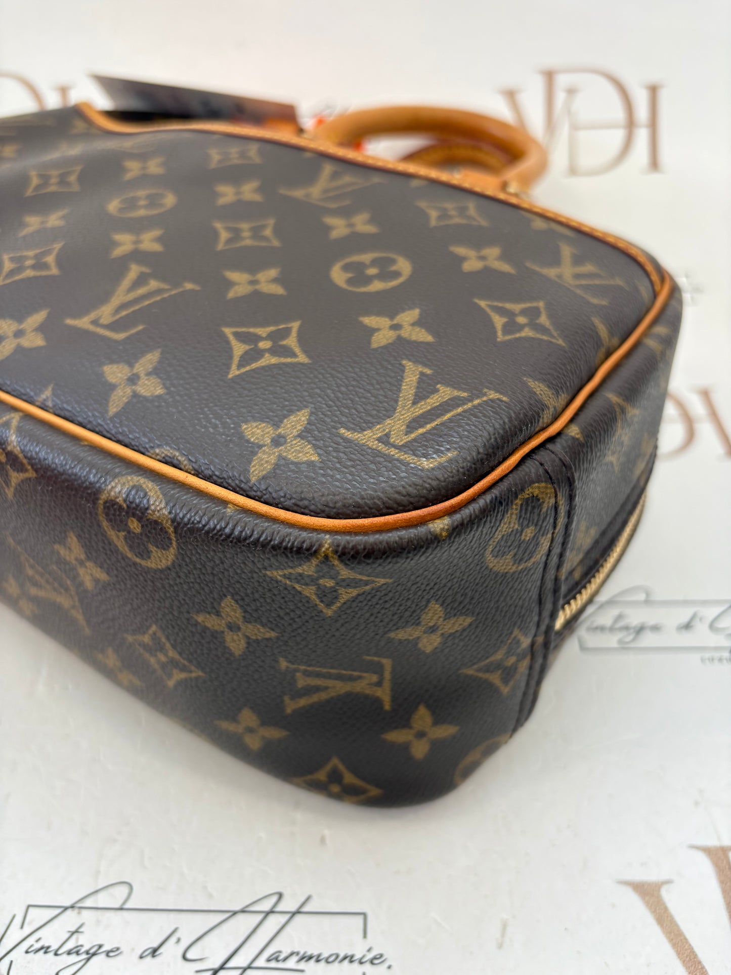 018978 - Louis Vuitton Treauville