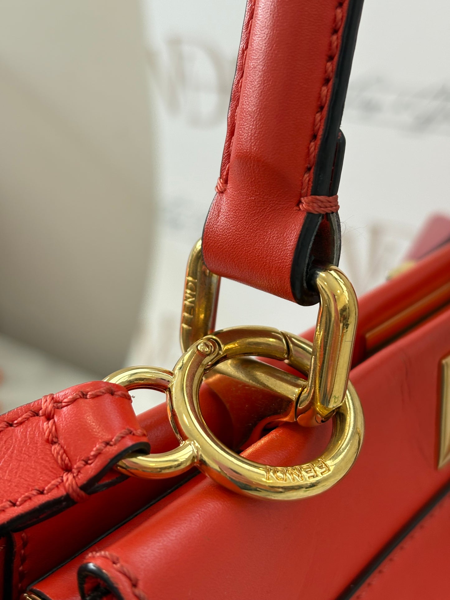 384202 - Fendi Peekaboo