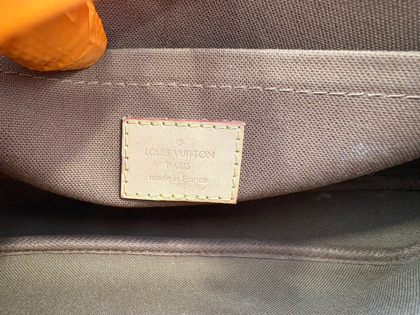 383355 - Louis Vuitton Multipochette