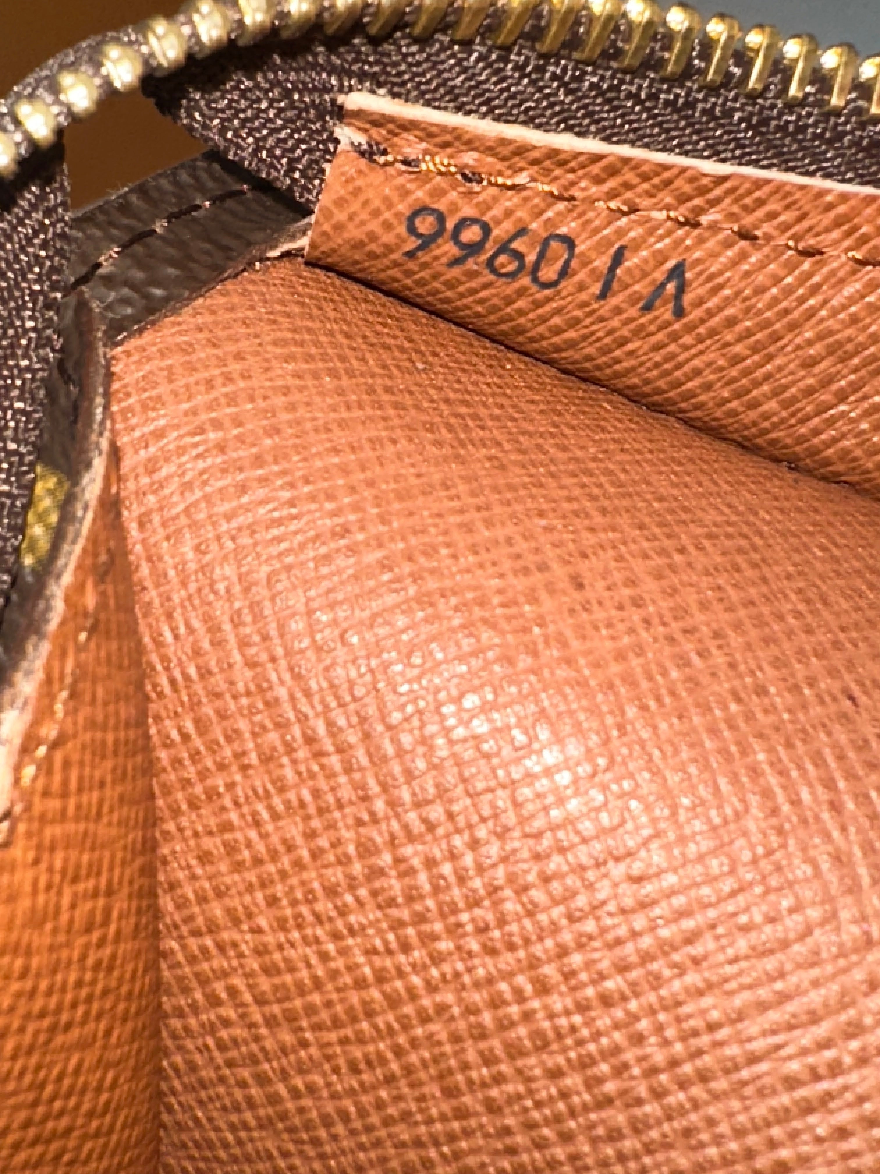 Louis Vuitton Babylone