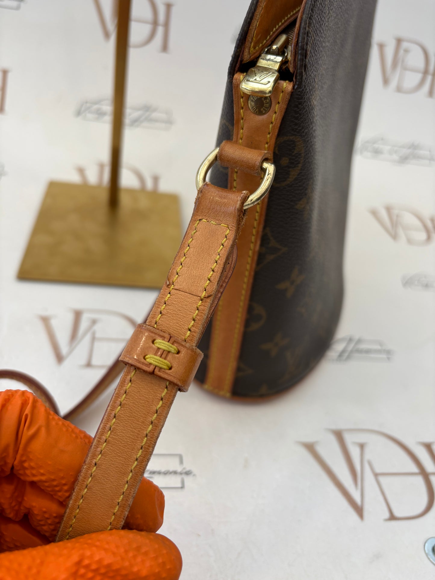 018943 - Louis Vuitton Drouot