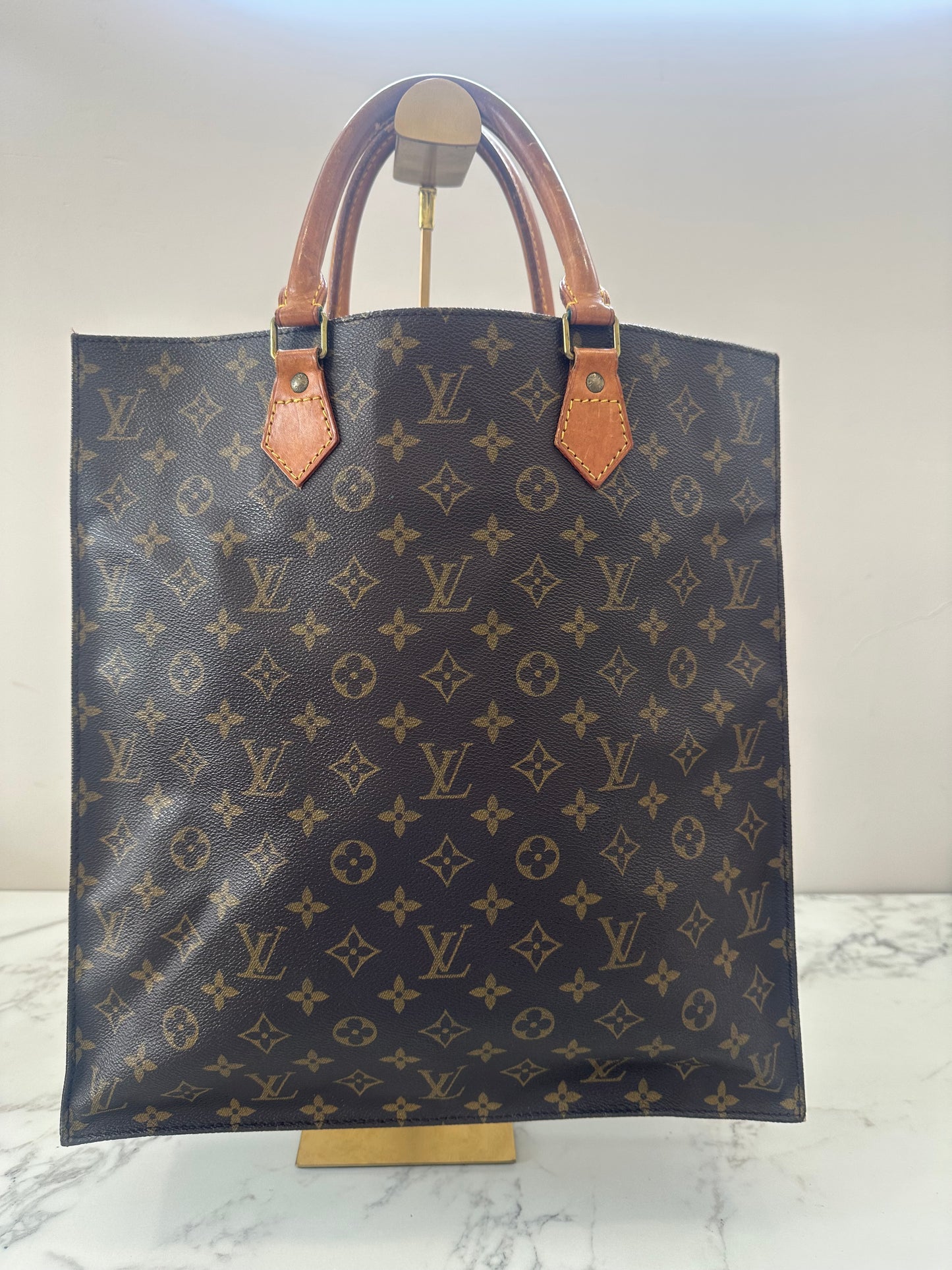 Louis Vuitton Sac Plat