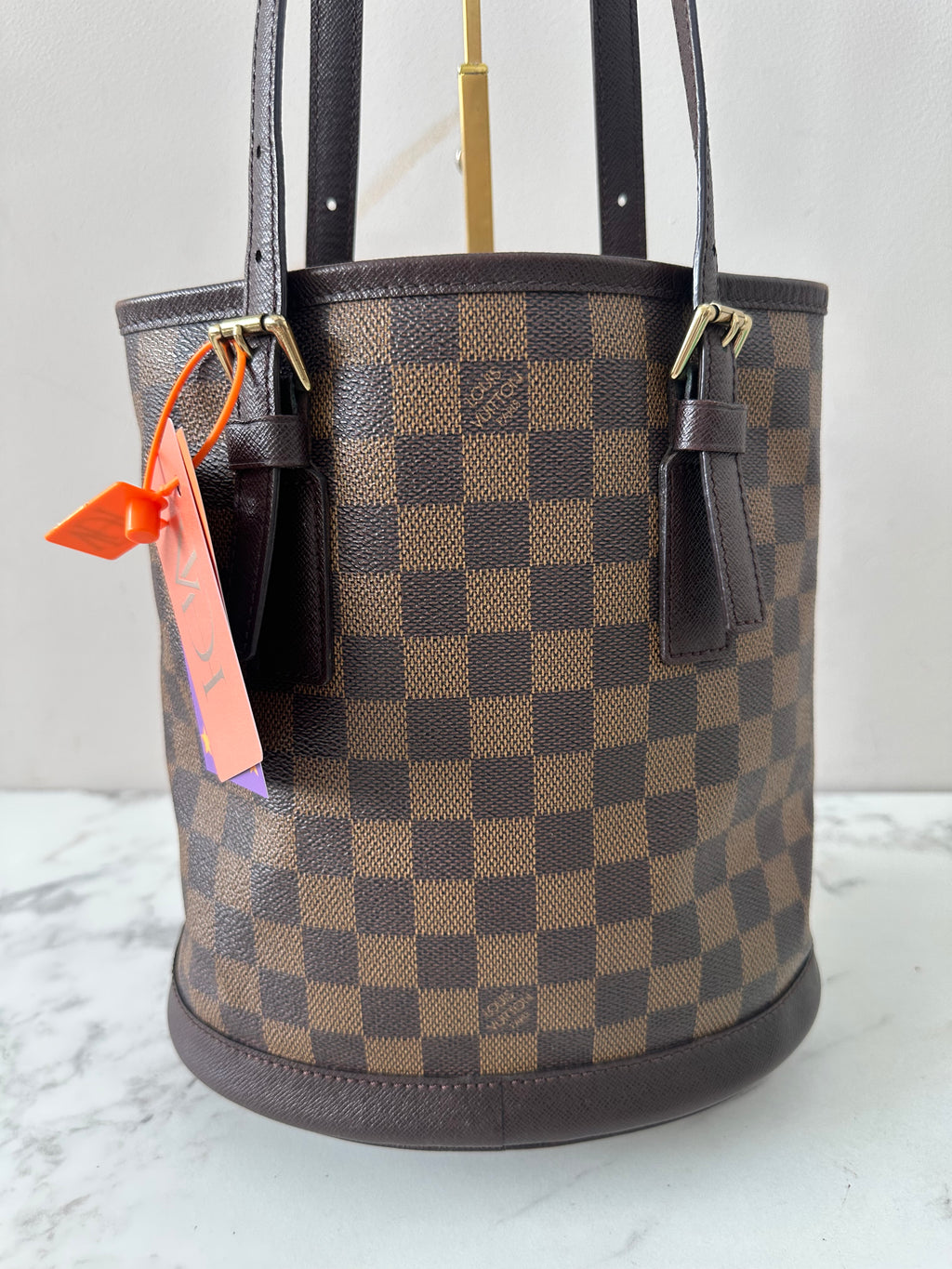 Louis Vuitton Marais