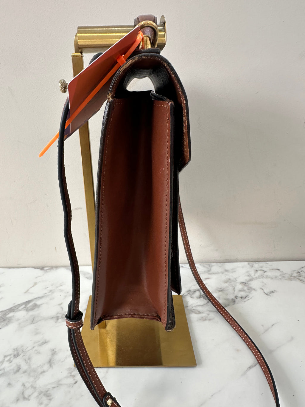 Louis Vuitton Monceau 26