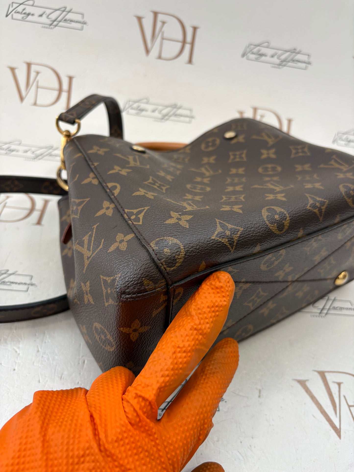 384111 - Louis Vuitton Montaigne BB