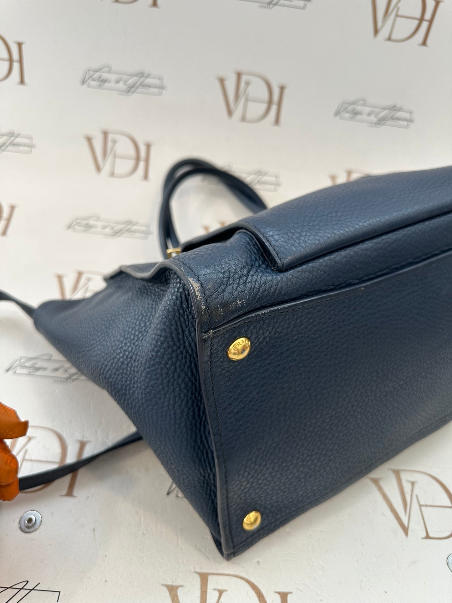 383518 - Prada Blue