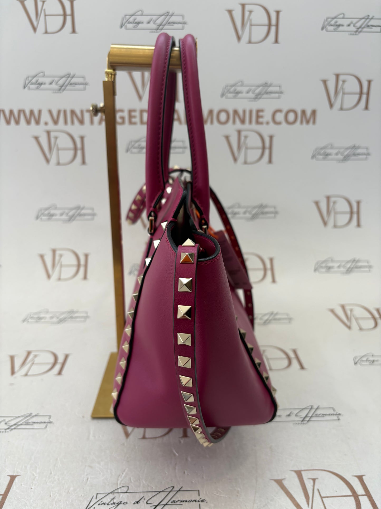 384150 - Valentino Rockstud