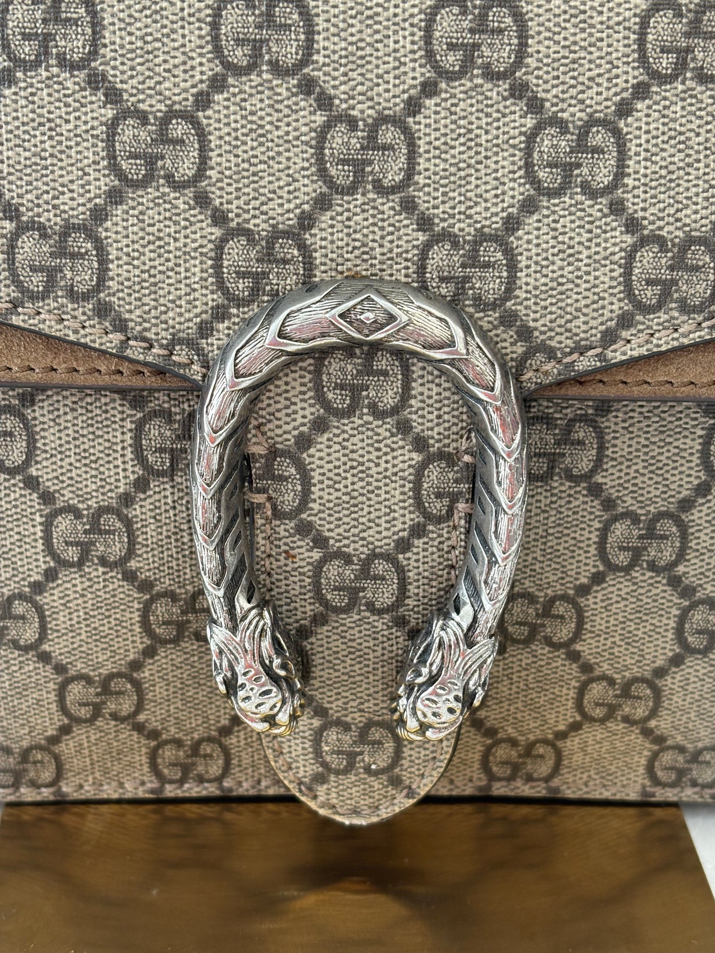 384072 - Gucci Dionysus