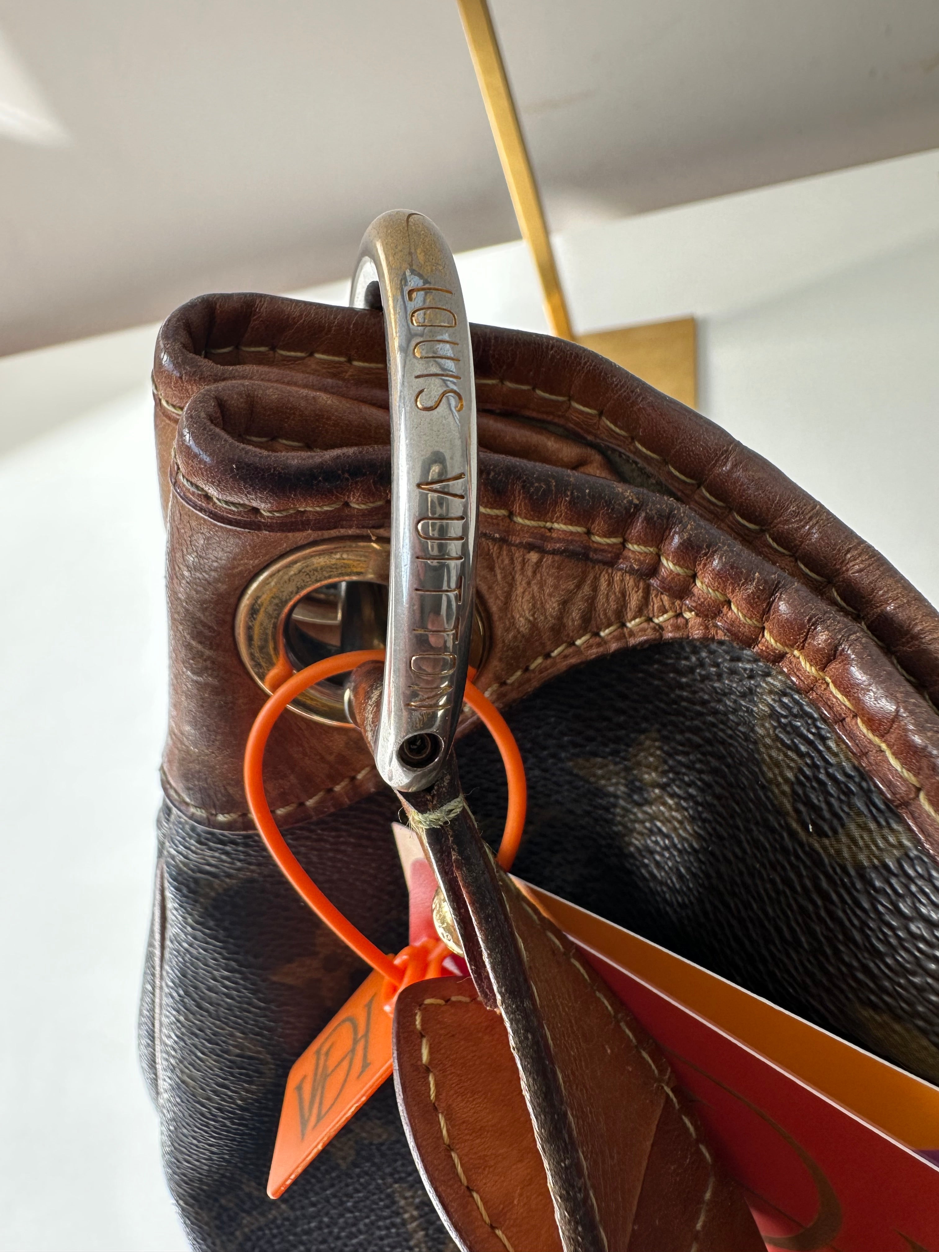 Louis Vuitton Galliera PM