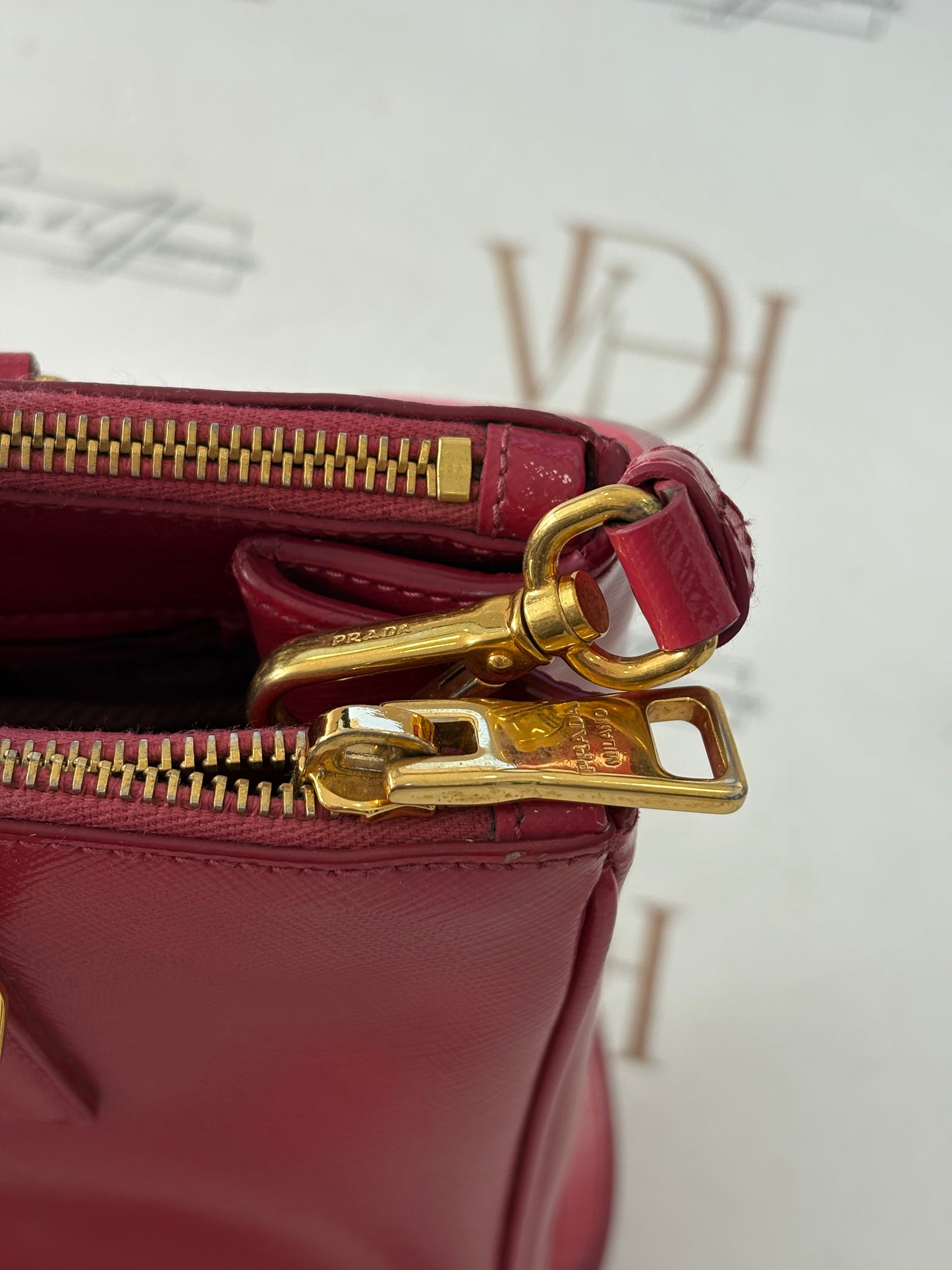 201600 - Prada Galleria