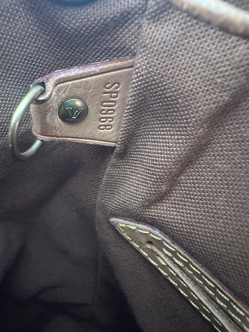 Louis Vuitton Montsouris MM