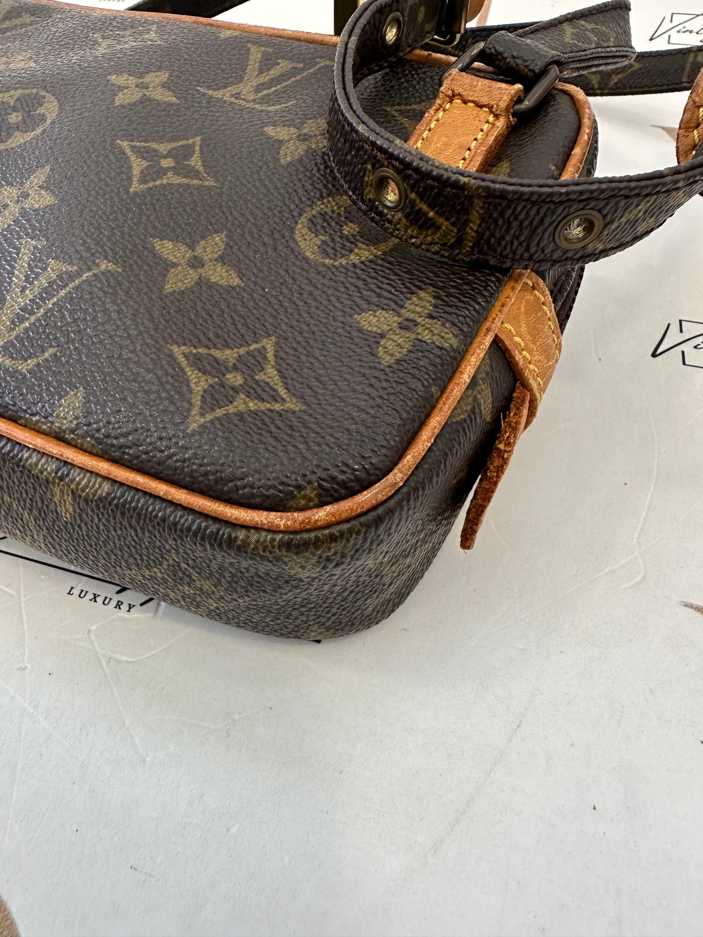 016780 - Louis Vuitton Marly