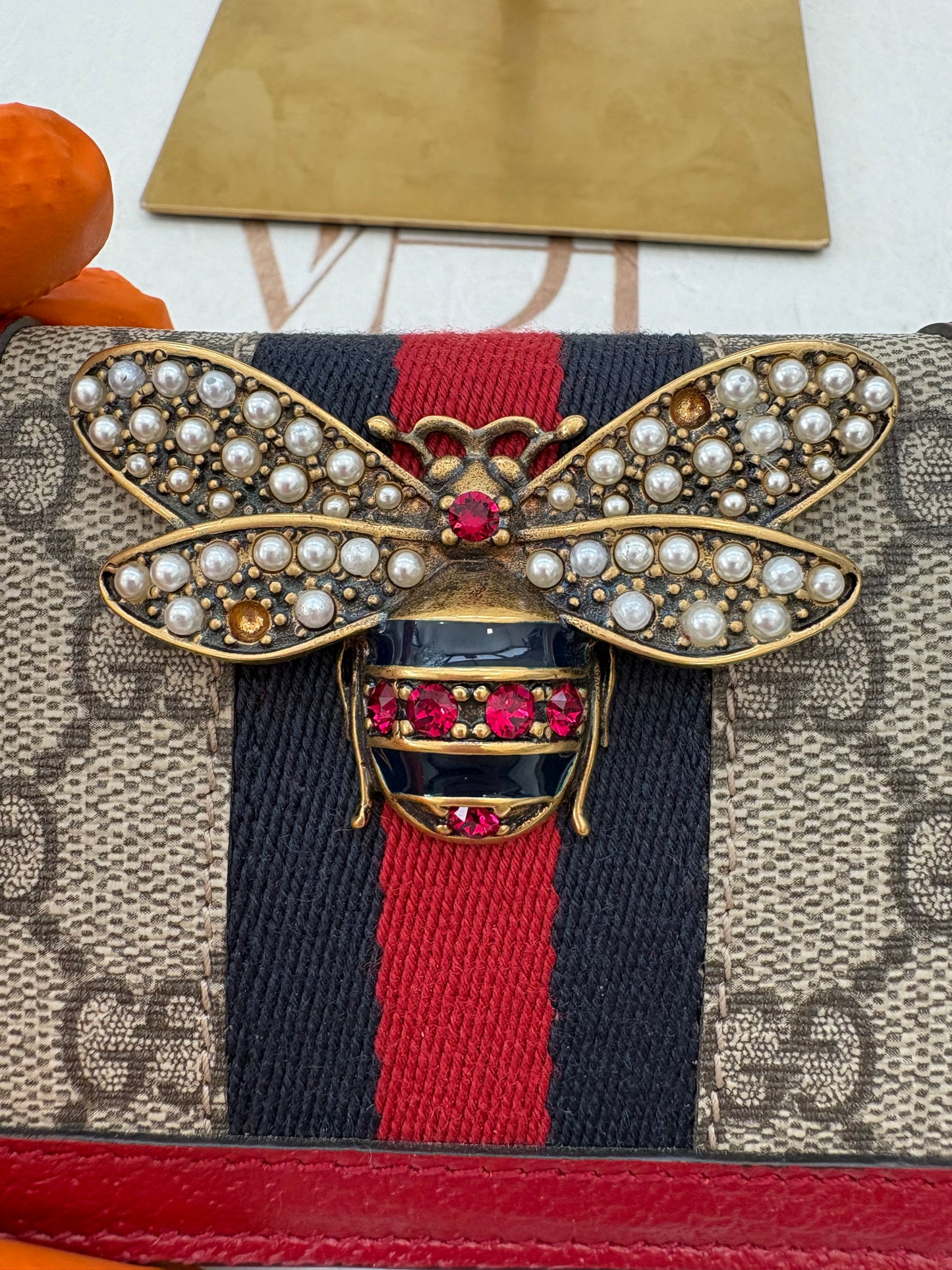 383020 - Gucci Queen Margaret wallet