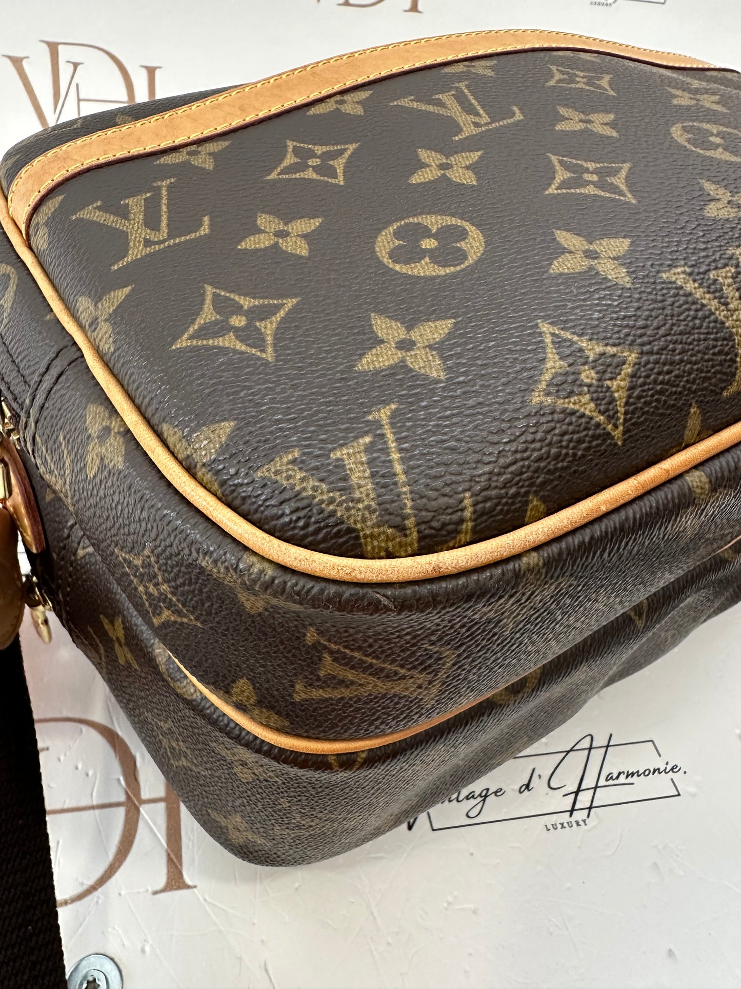 017934 - Louis Vuitton Reporter PM