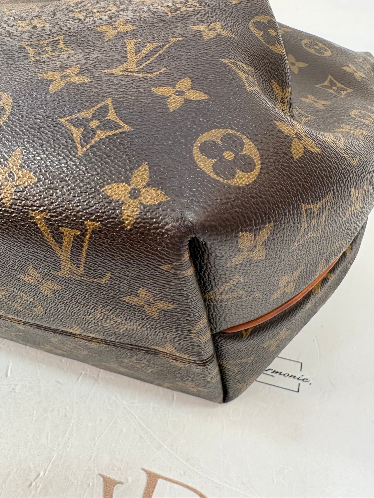 382975 - Louis Vuitton Turenne
