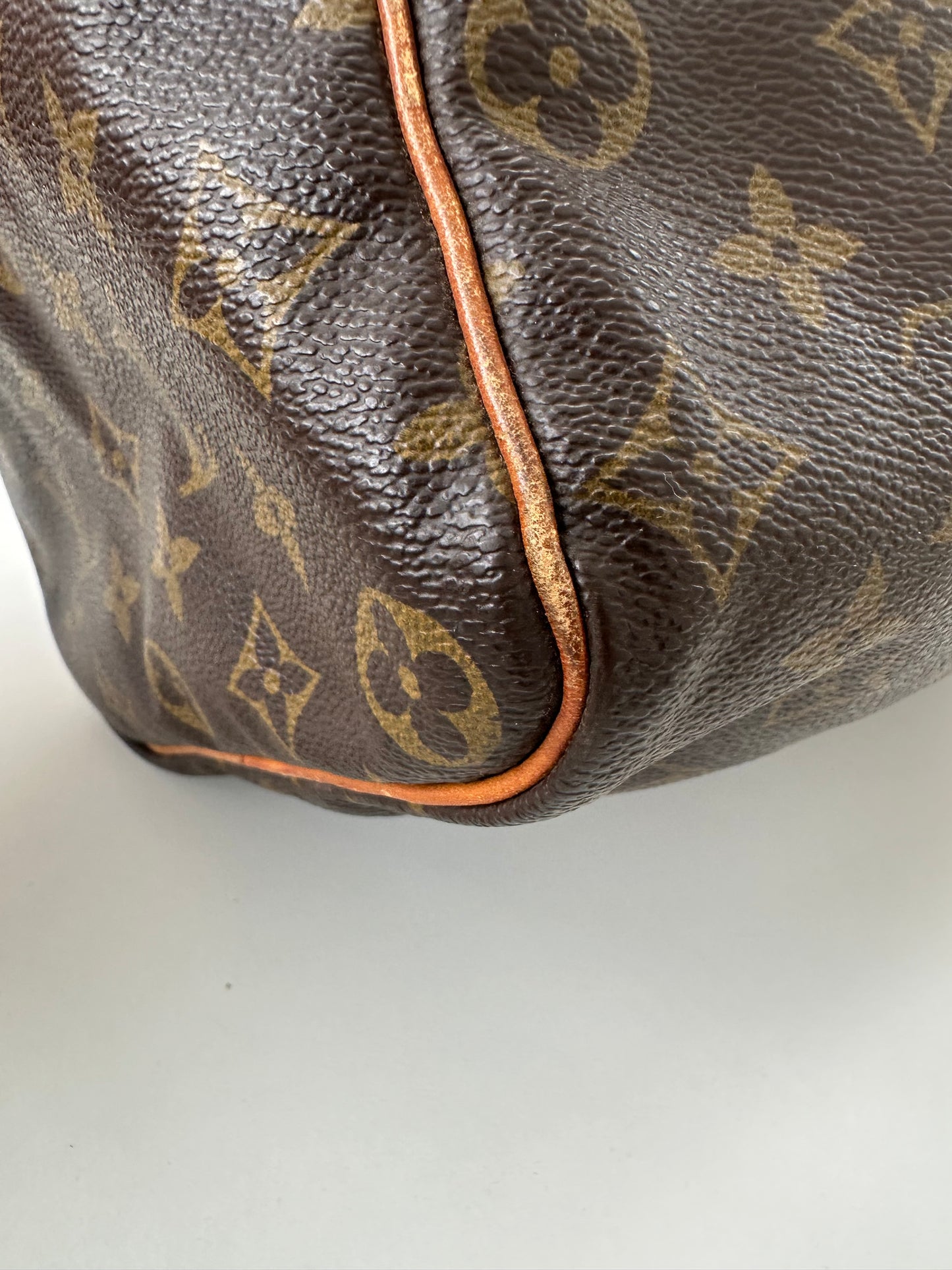 Louis Vuitton Speedy 40