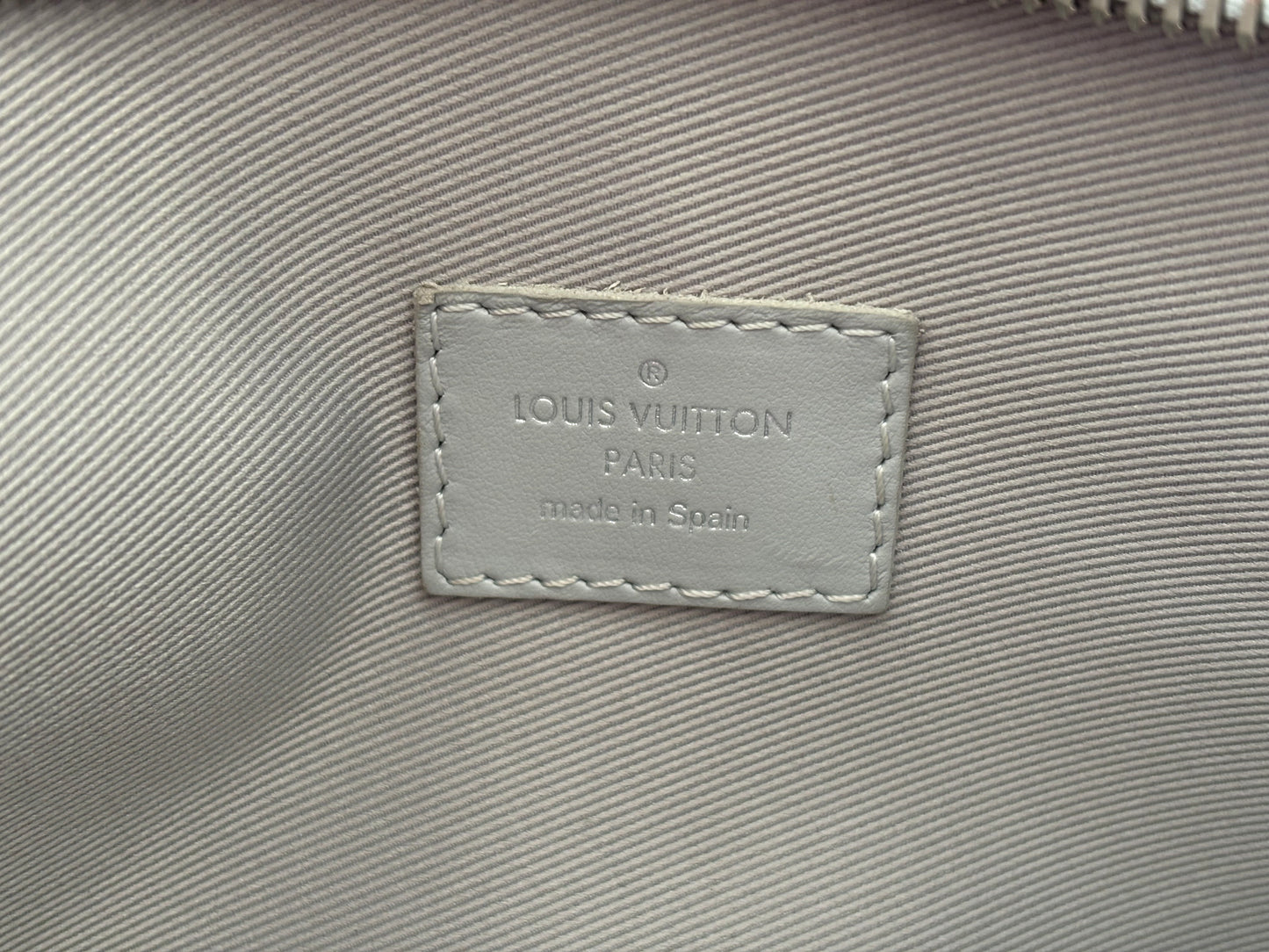 384013 - Louis Vuitton Bag double flat messenger