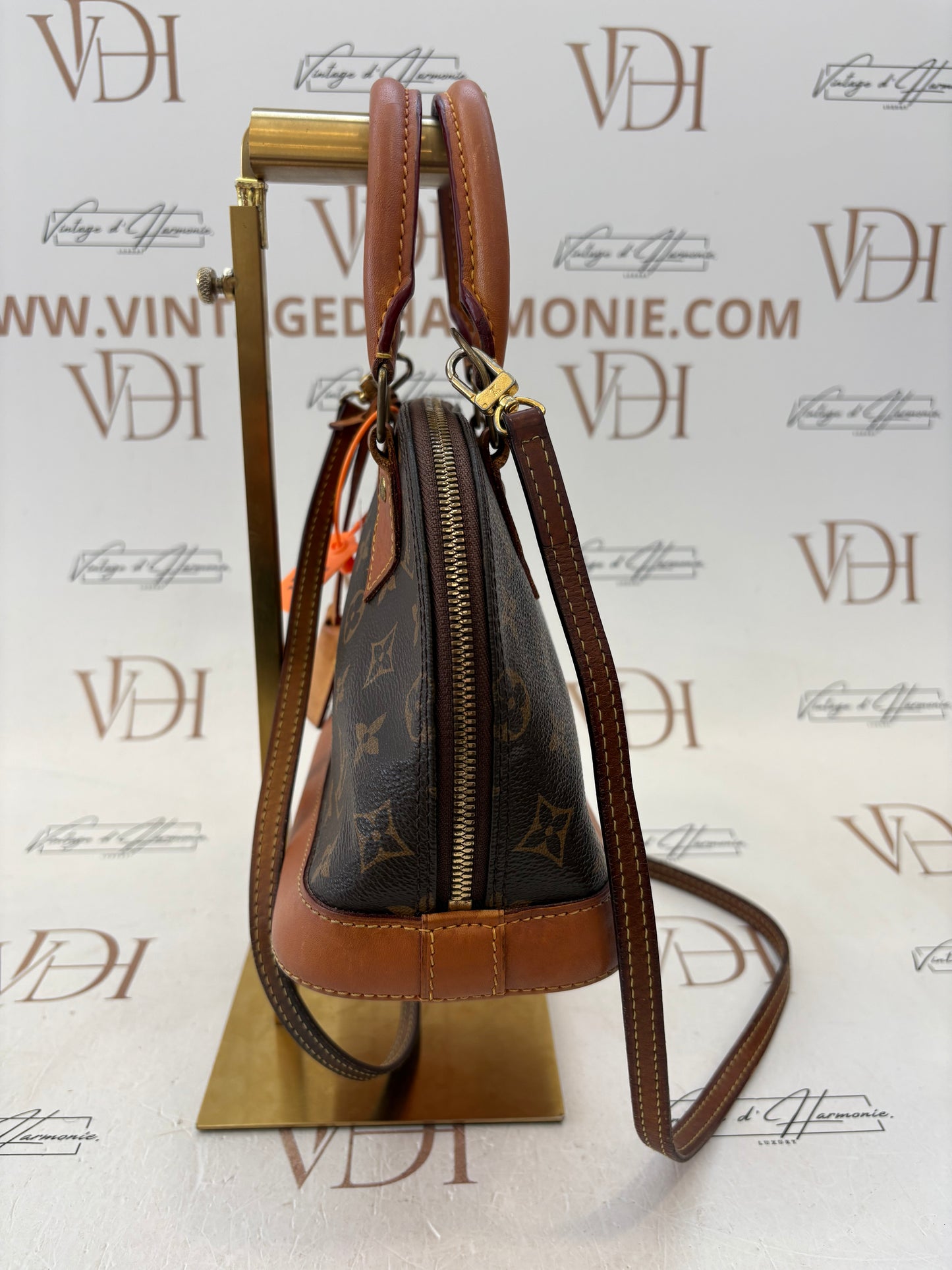 384165 - Louis Vuitton Alma BB
