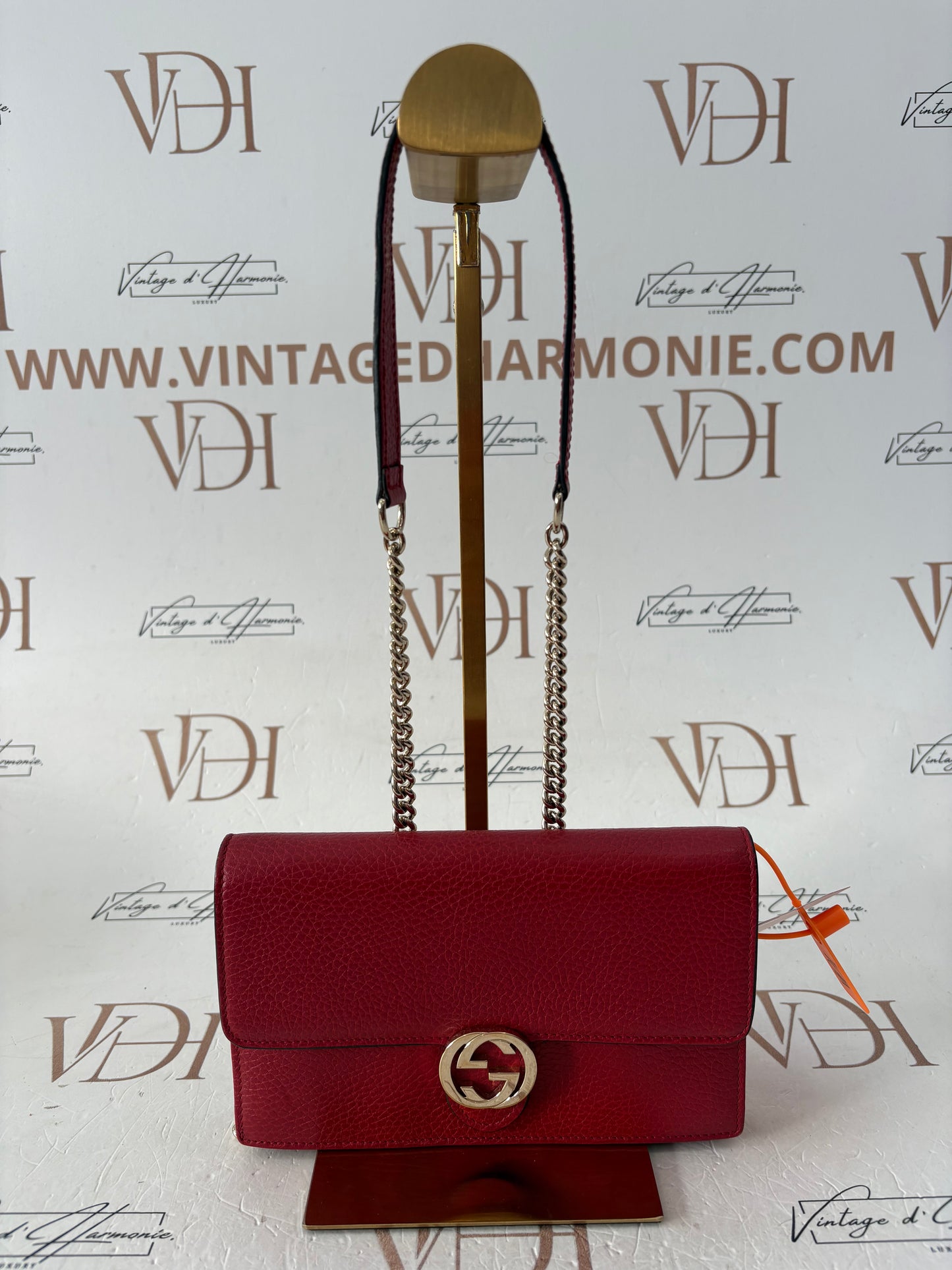 384217 - Gucci Interlocking