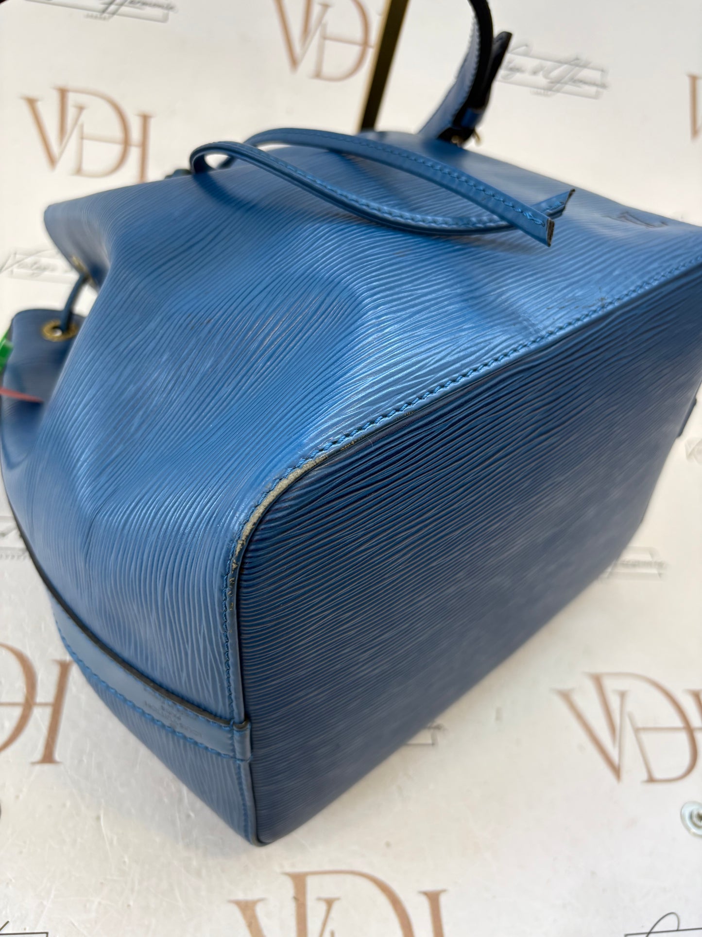 017137 - Louis Vuitton Epi Petit Noé