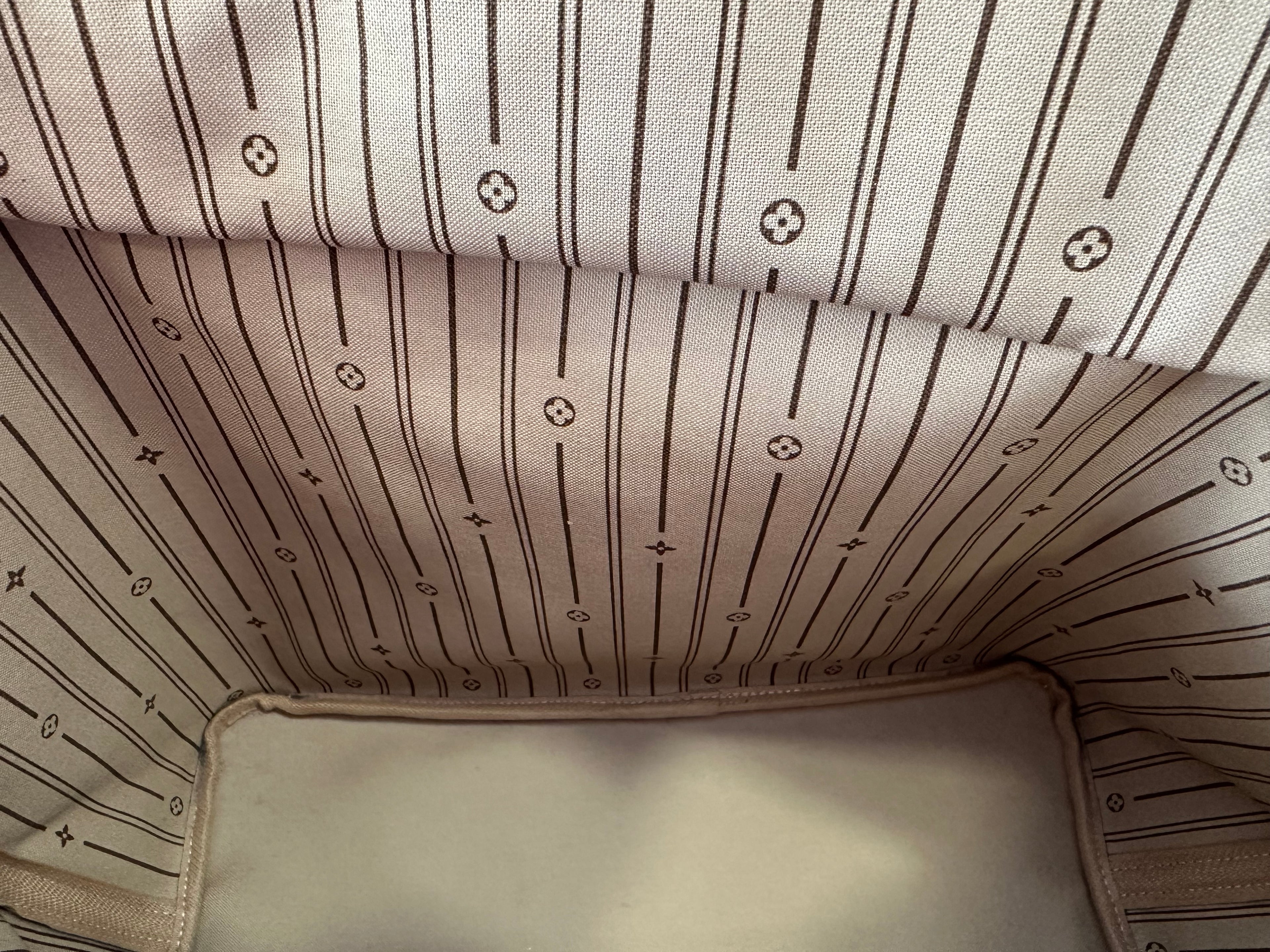 Louis Vuitton Neverfull