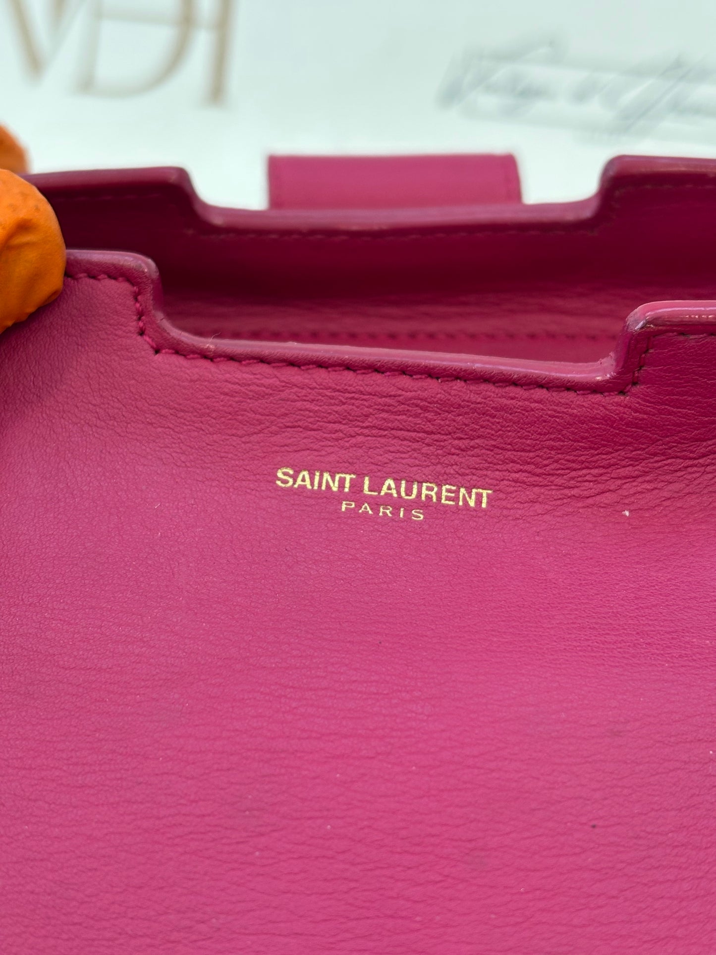 383287 - Saint Laurent Chyc