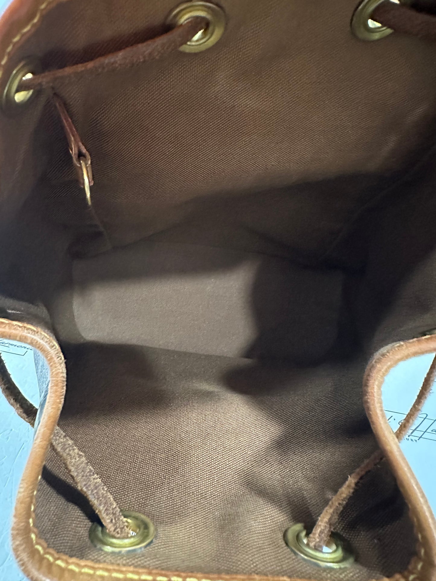 016864 - Louis Vuitton Mini Montsouris