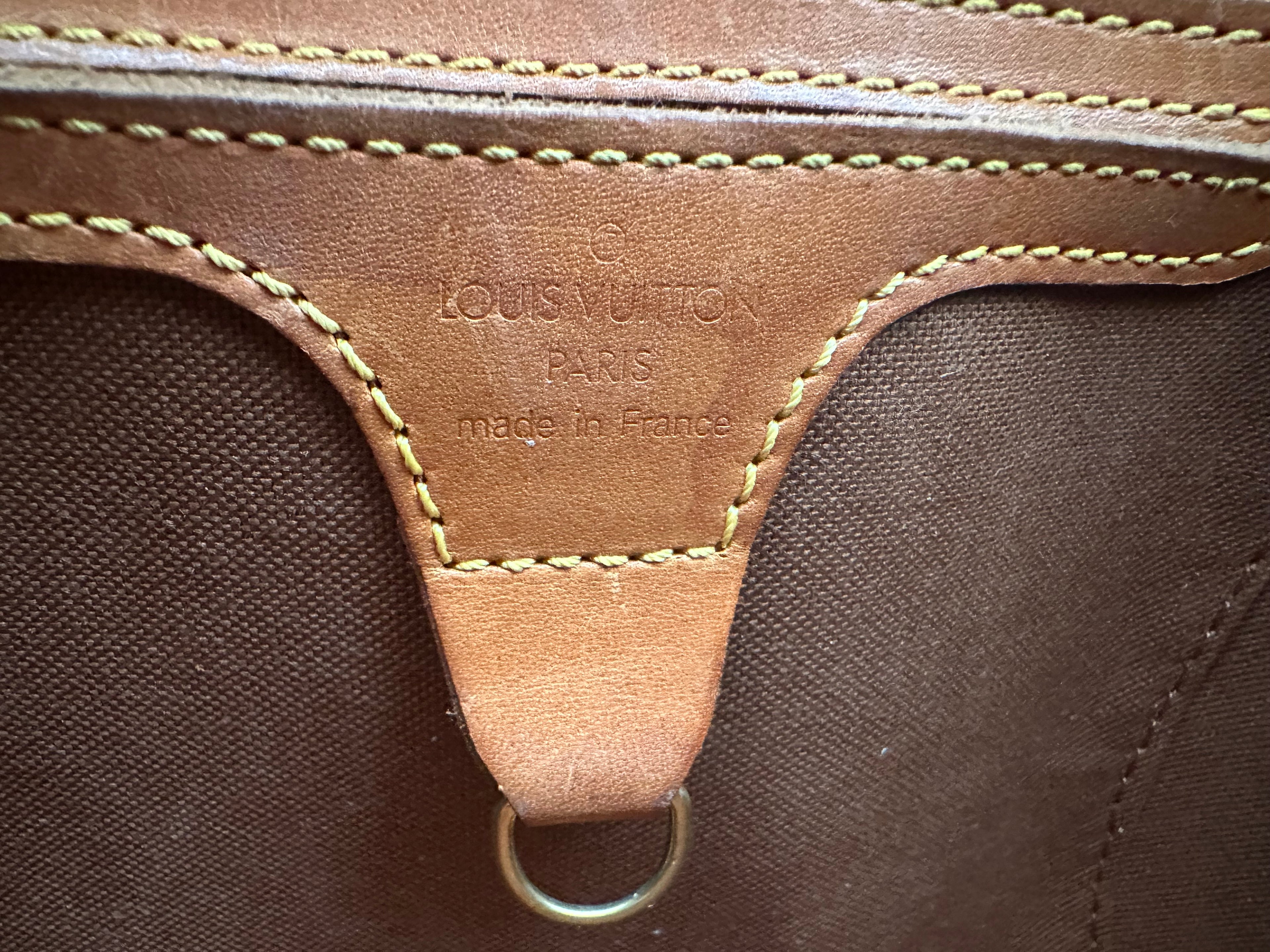 Louis Vuitton Ellipse MM