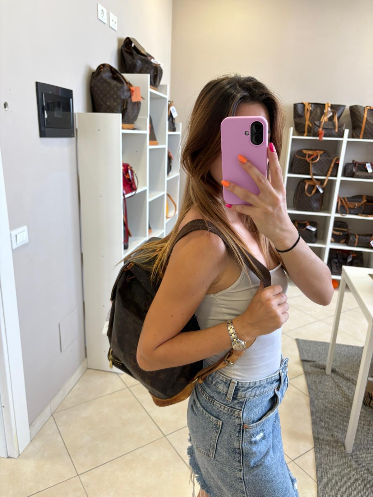 Louis Vuitton Montsouris GM