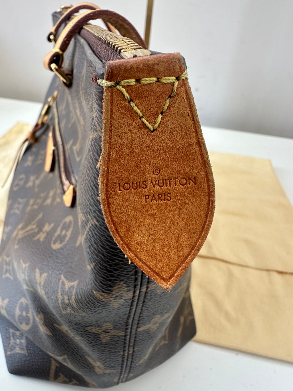 Louis Vuitton Lena