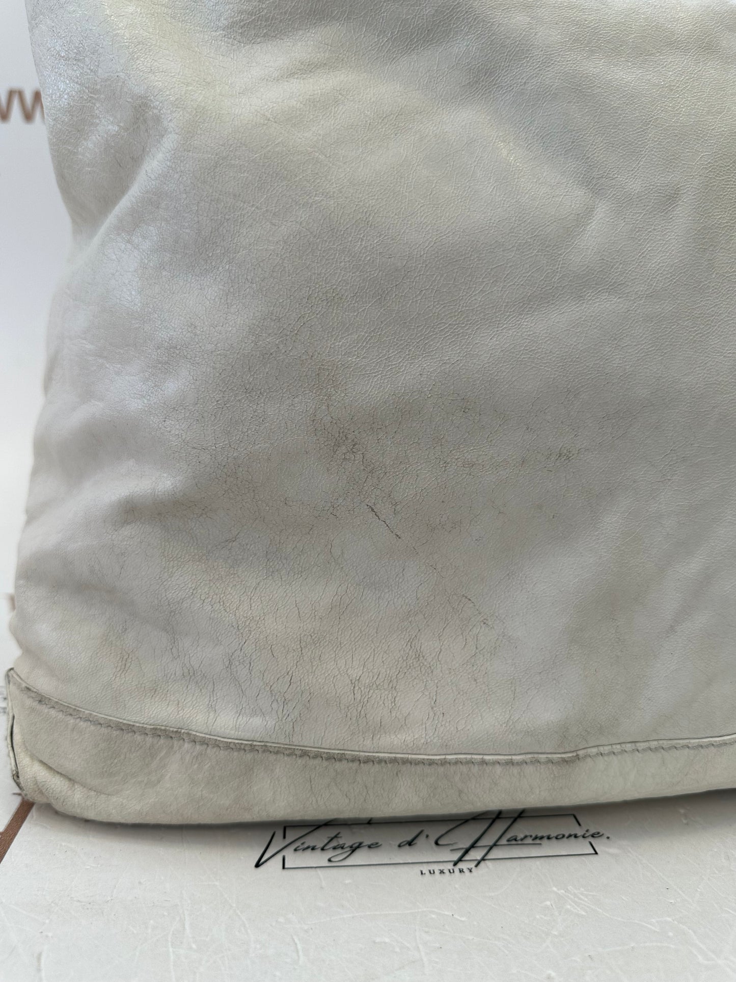 017790 - Balenciaga White Giant