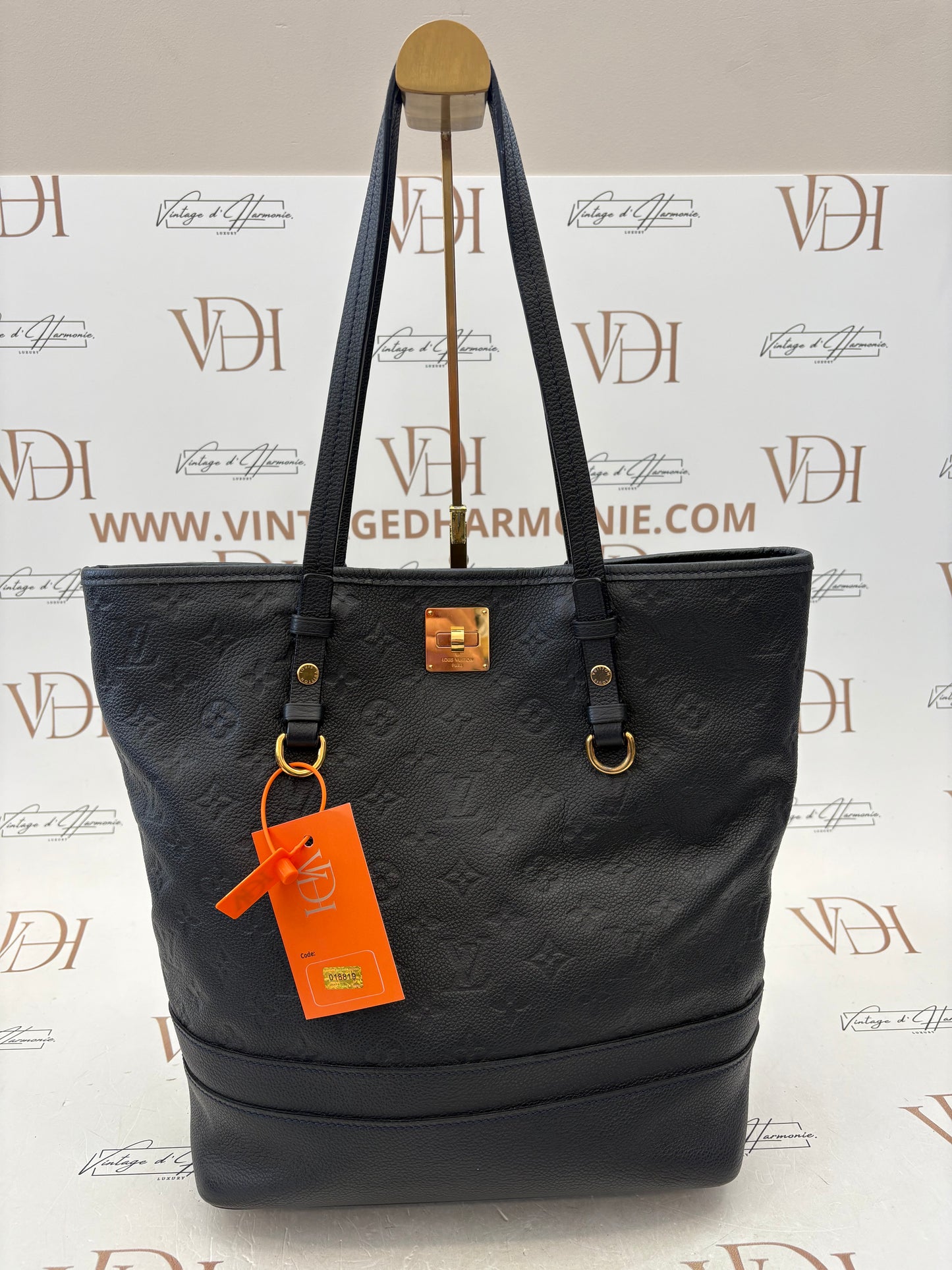 018819 - Louis Vuitton Citadine PM