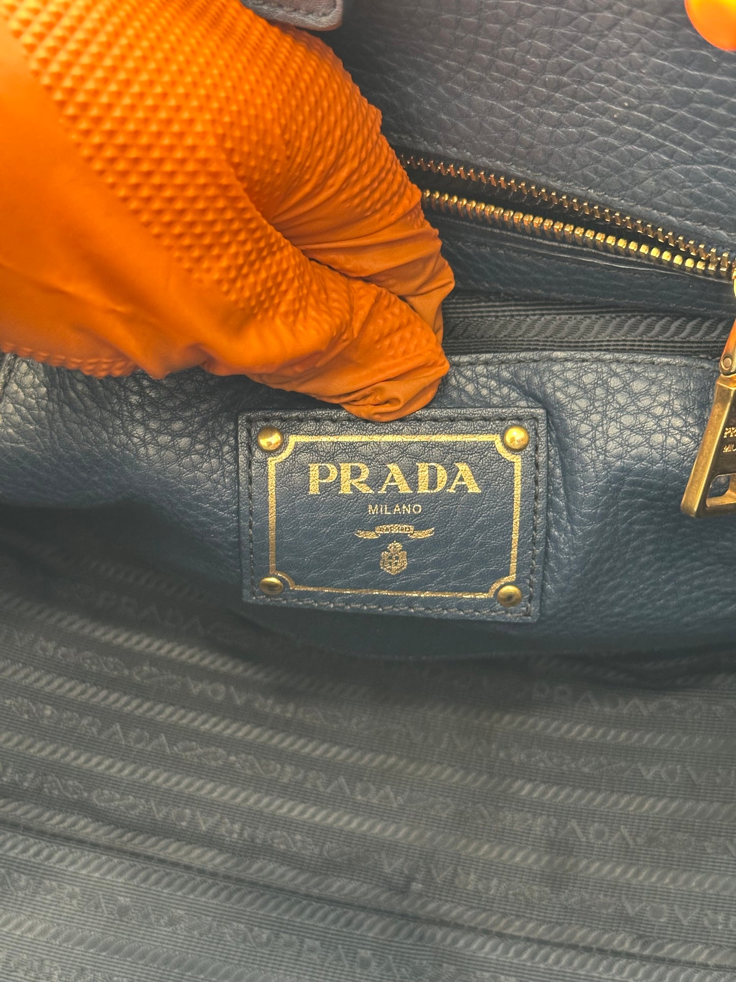 383518 - Prada Blue